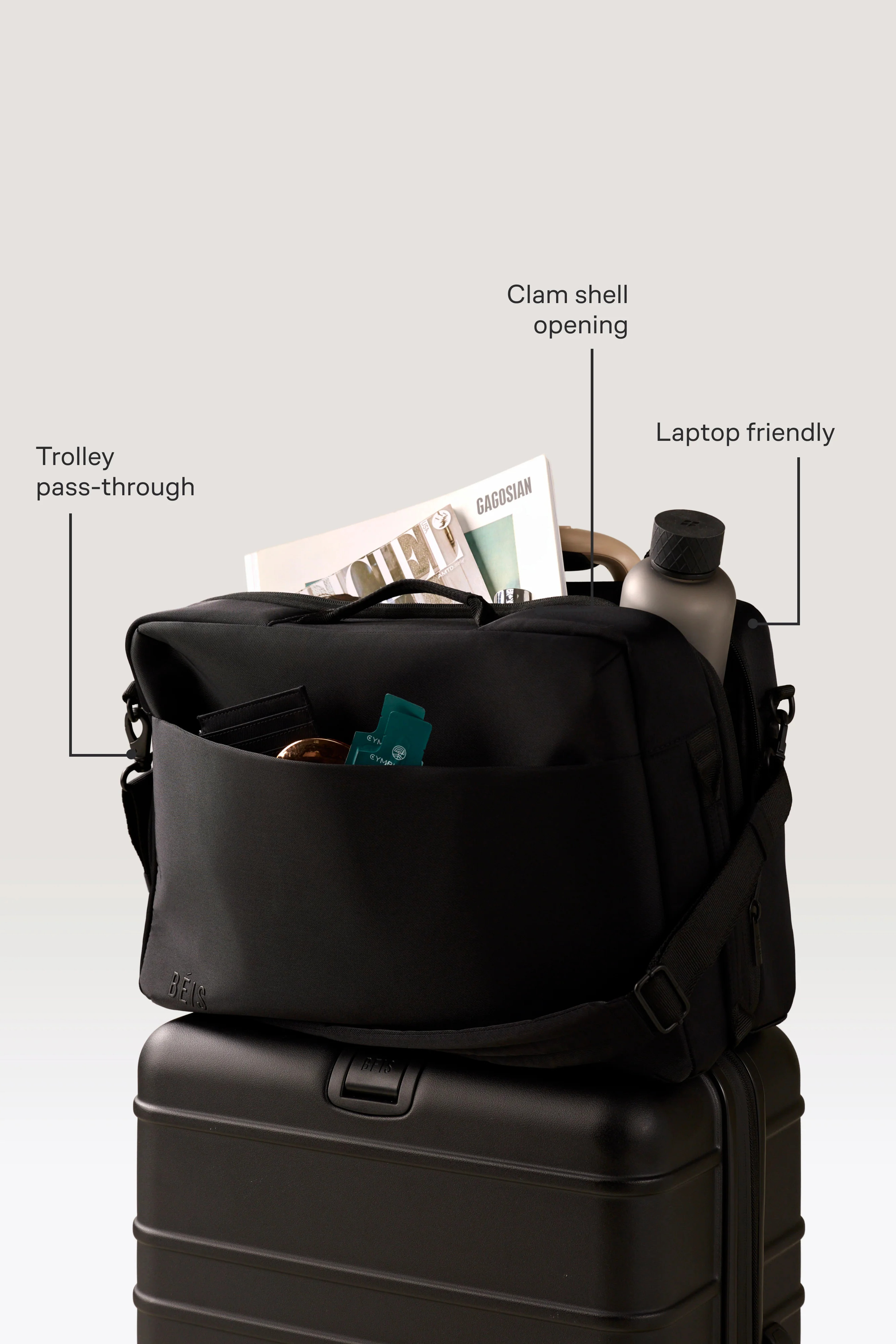 BÉIS 'The Garment Duffle Bag' in Black - Black Garment Duffle Bag Overnight & Duffel Bag | BEIS