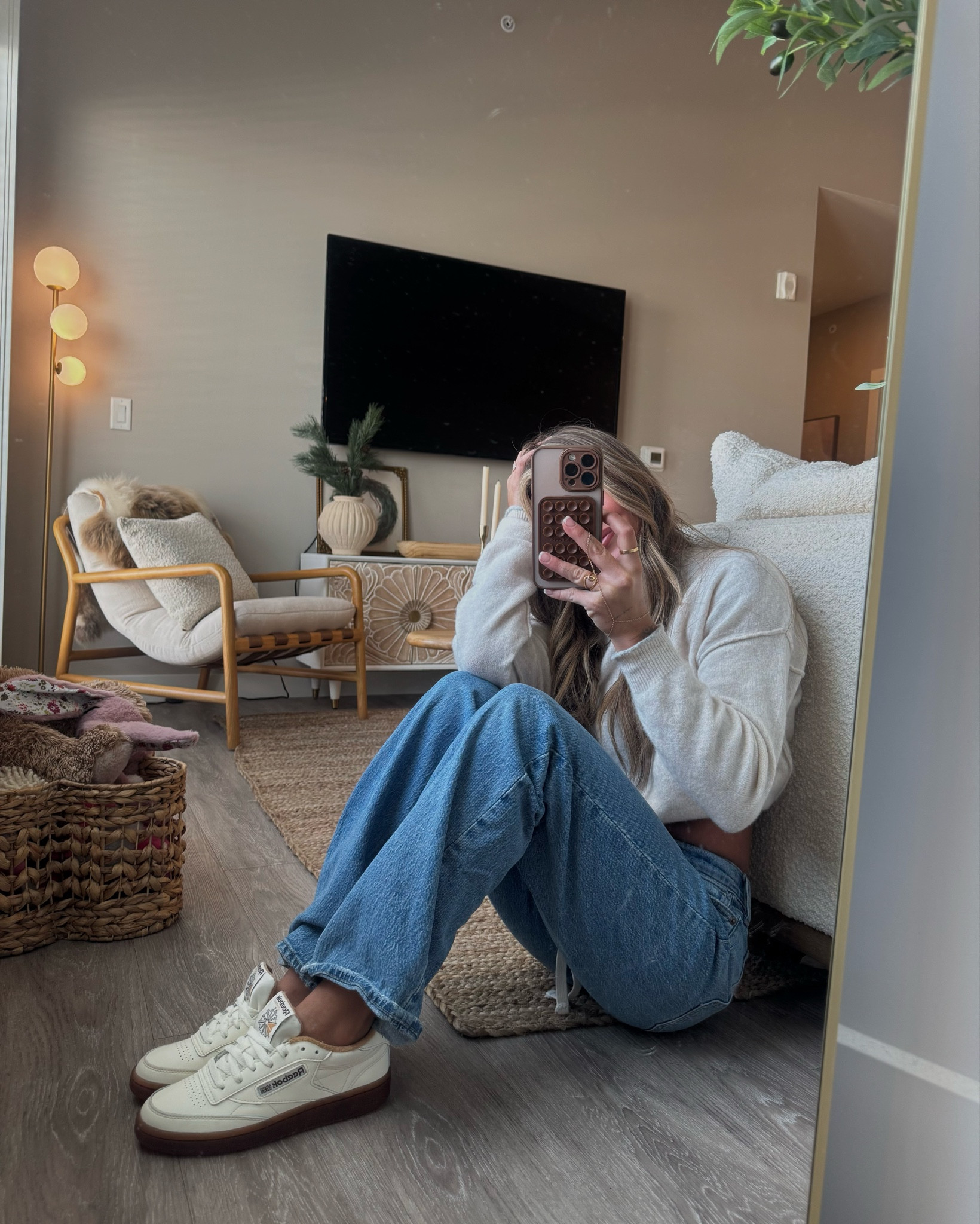 Sneaker refresh just in time for the holidays!! 👟✨ Available at @DicksSportingGoods

@reebok #reebokpartner #dskpartner