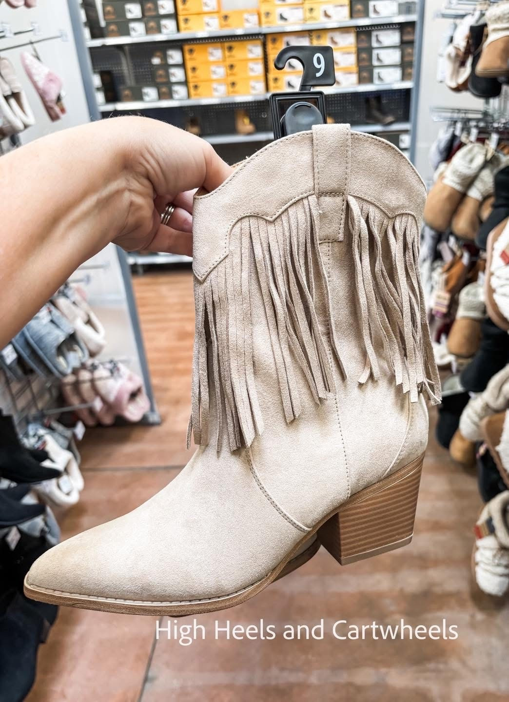 Cute details on these boots 

#LTKShoeCrush #LTKFindsUnder50