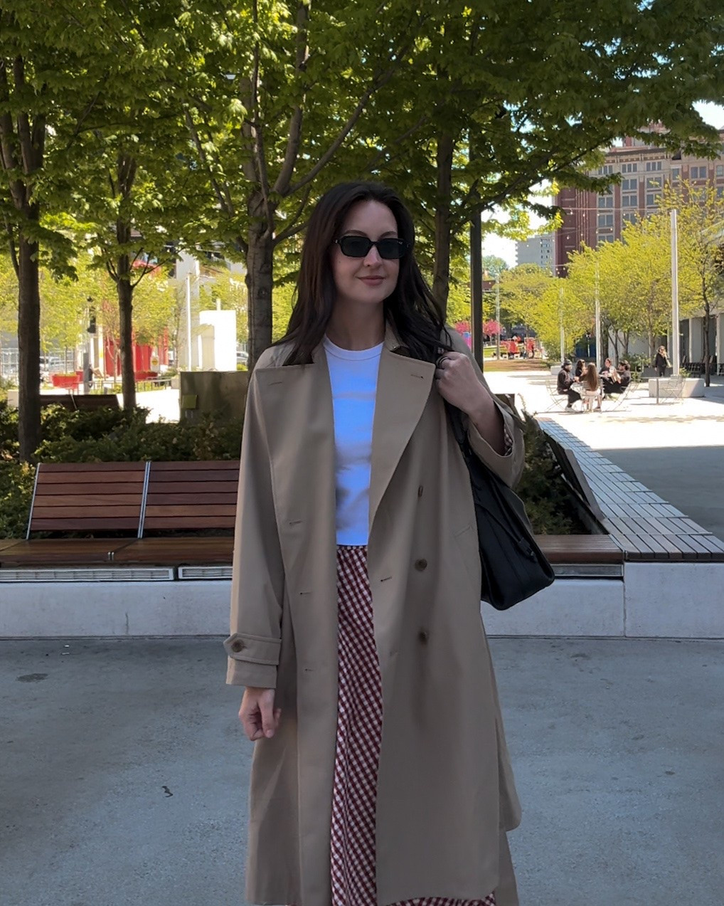 Montréal 🏁 

Trench coat Uniqlo city girl Pinterest aesthetic white t-shirt skirt casual outfit

#LTKcanada #LTKsummer #LTKtravel