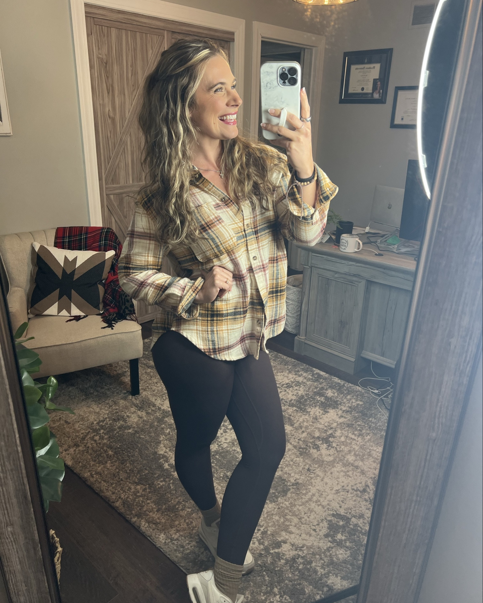 Cozy fall vibes 

Small flannel 
Medium leggings 

#LTKActive #LTKStyleTip #LTKSeasonal