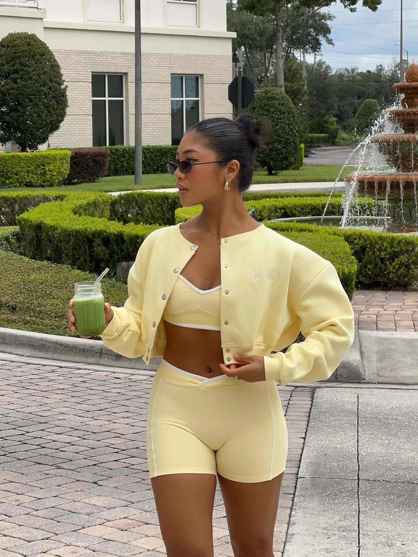 Pre workout and new fave color! 💛🍵 @boandtee

#LTKU #LTKStyleTip #LTKActive