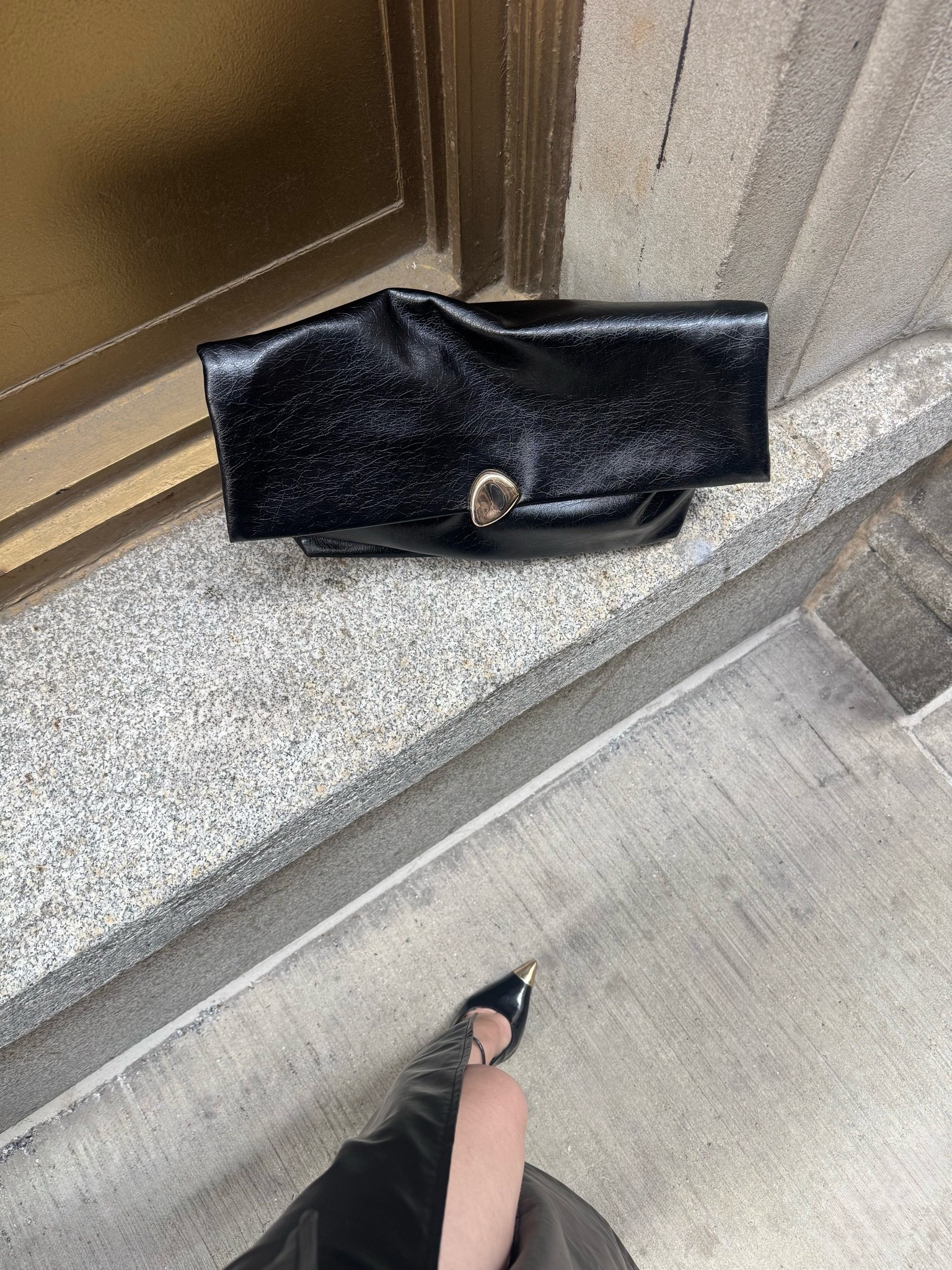 Perfect clutch

#LTKootd #LTKgrwm #LTKSaleAlert