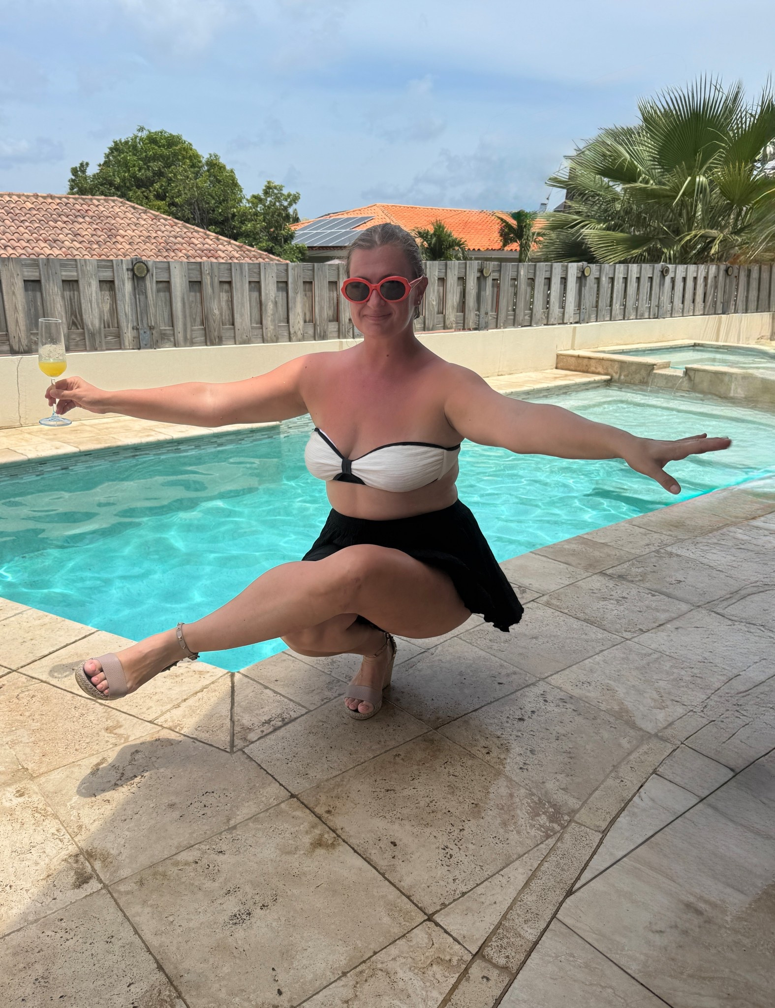 Ok, I’ll play 😎
37, 2 kids, mimosa, Aruba 🇦🇼 

#LTKFindsUnder50 #LTKTravel #LTKSwim