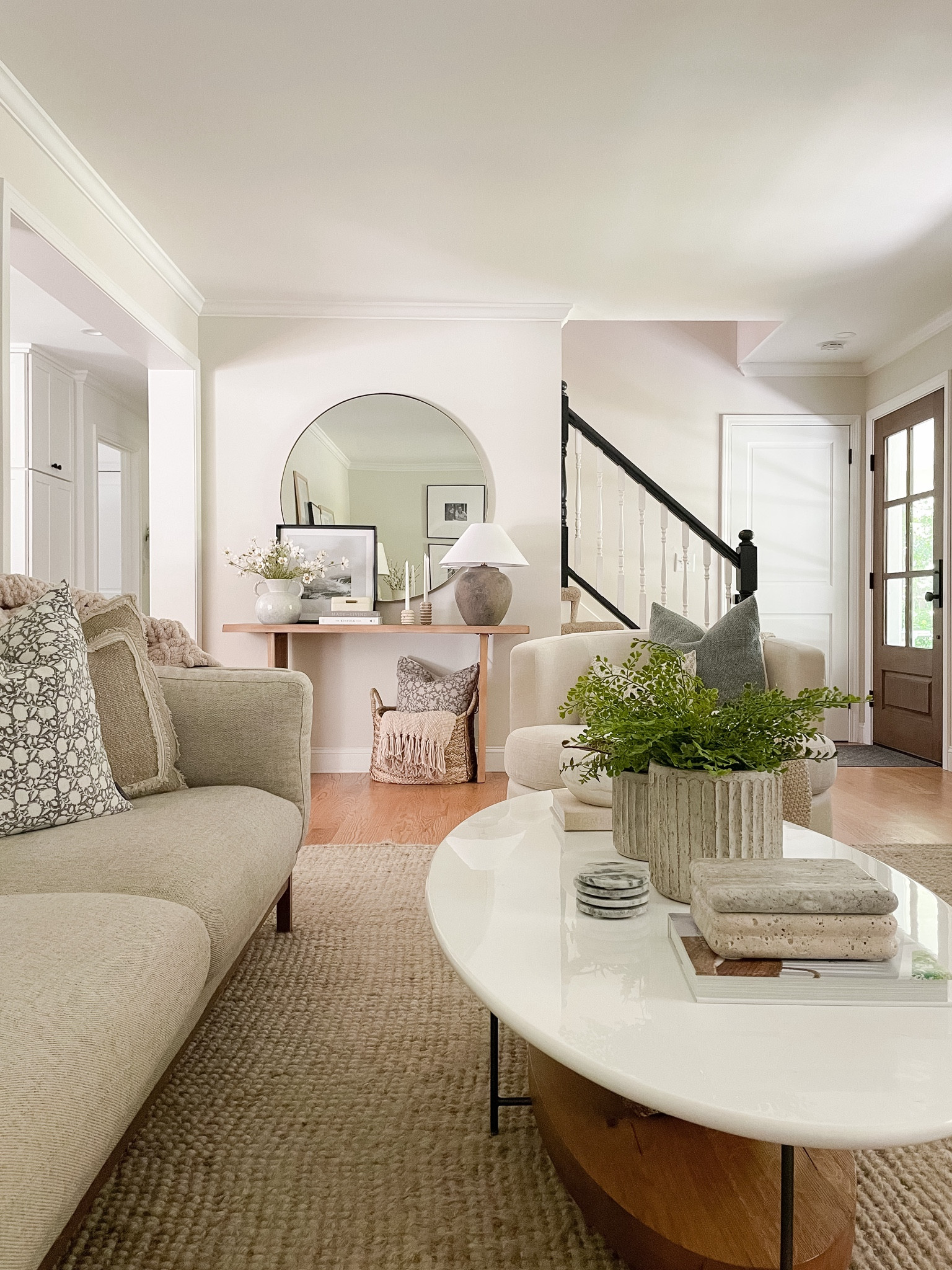 Coastal Living Room 

Coastal living room  living room styling  Home decor  Home  Home decor  Home favorites  Floral vase   Wall Art  Coastal home  coastal home decor  

#LTKfindsunder100 #LTKhome #LTKstyletip