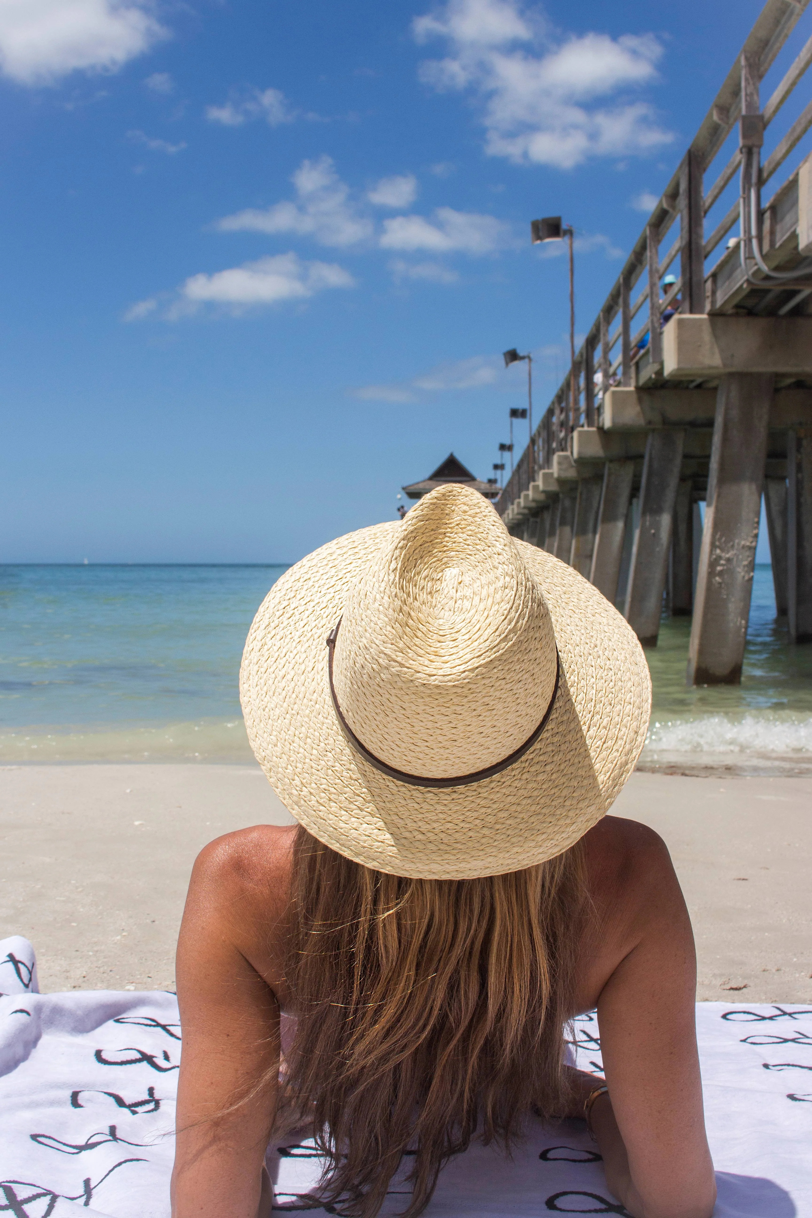 The Favorite Hat | Anya and Niki