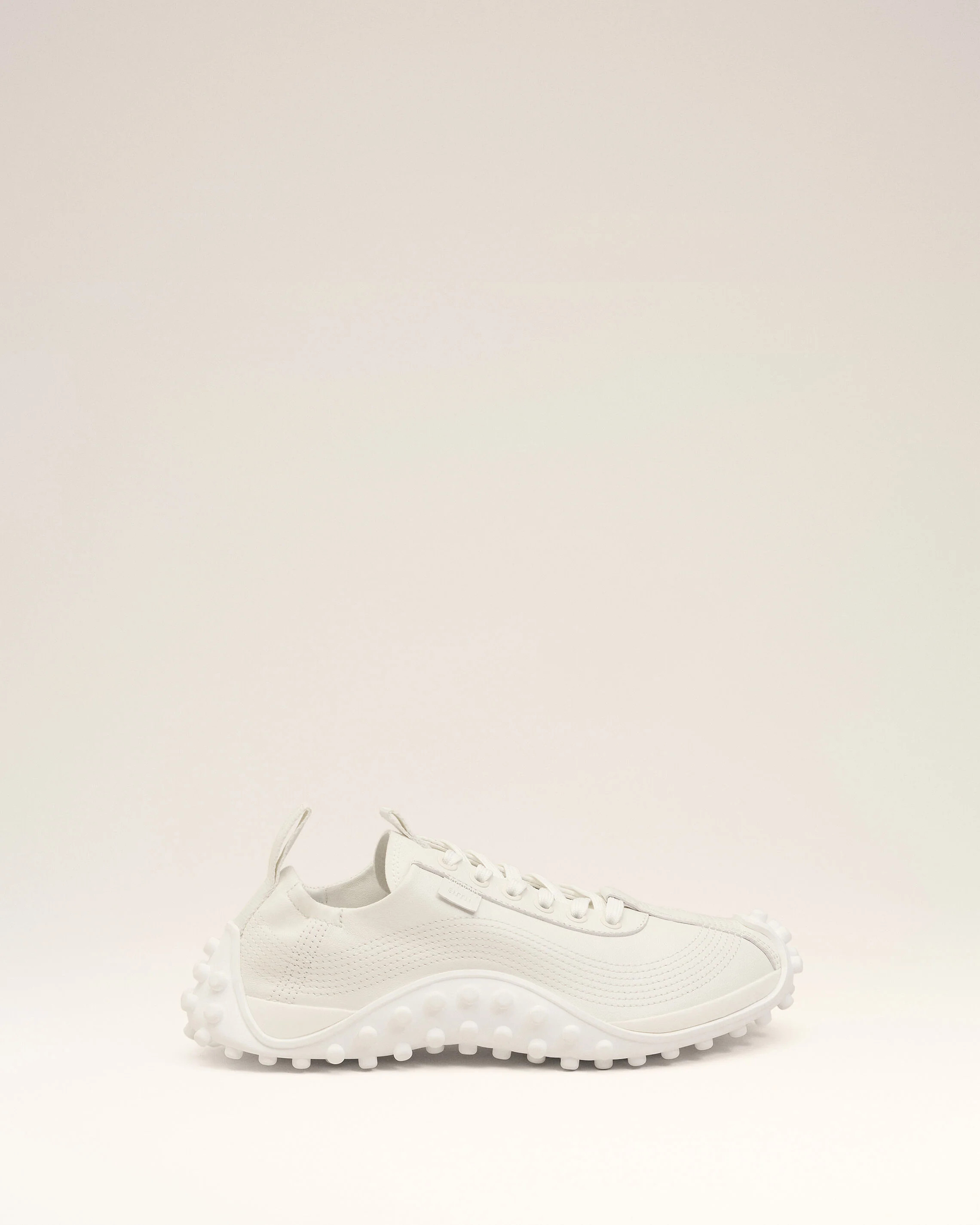 White Smooth Leather Mirage Sneakers | AMI PARIS | AMI Paris FR