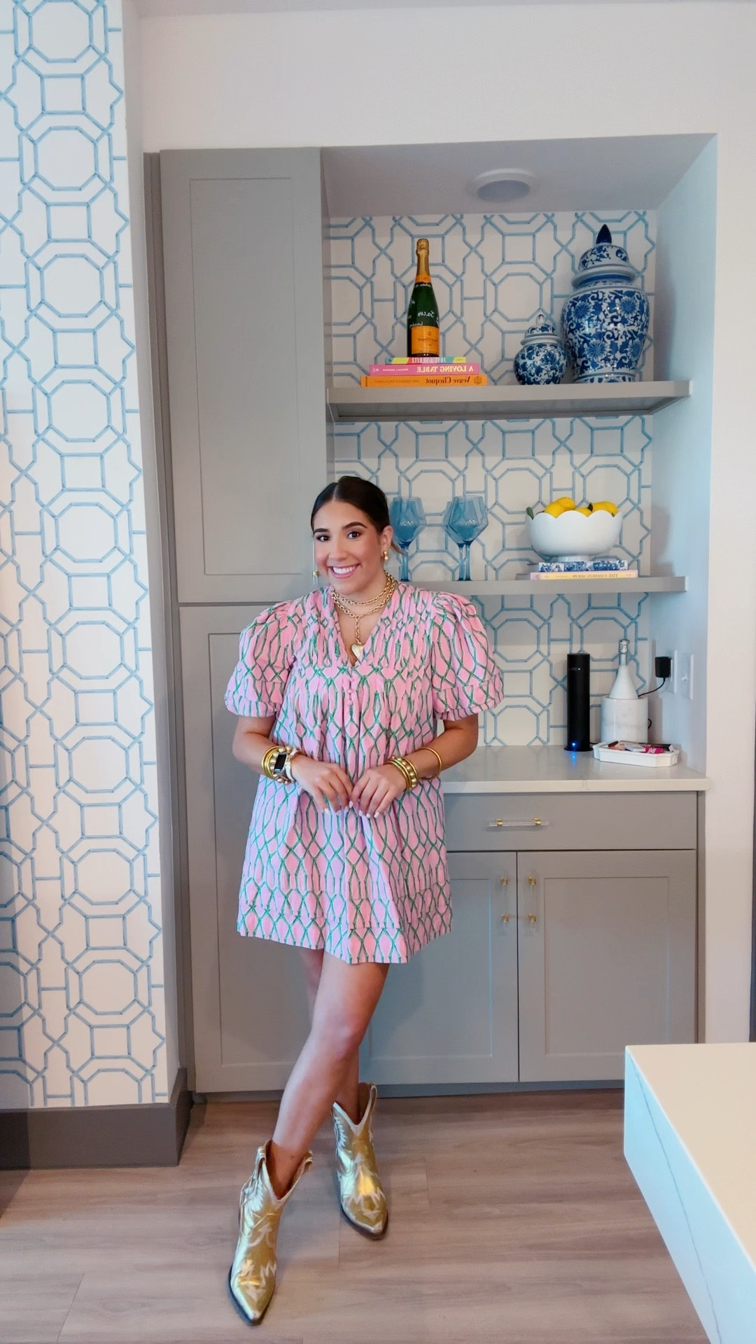 Christmas in Cowtown Ootd 

Belk | Girly Outfit | Gold Boots | Gold jewelry | 

#LTKU #LTKStyleTip