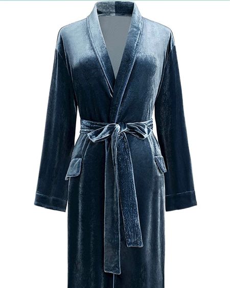 Classy Robe
Housewear
loungewear

#LTKsalealert #LTKunder50