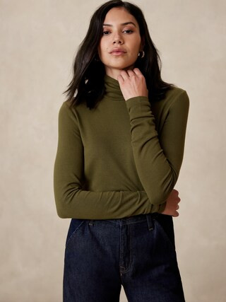 Soft Luxe Turtleneck Shirt | Banana Republic Factory