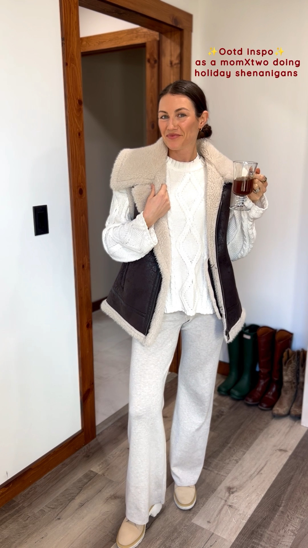 Ootd inspo as a mom up to running errands with her kids✨

Mom outfit, holiday outfit, Christmas outfit, thanksgiving outfit, cozy outfit, mom outfit 

#LTKootd #LTKHoliday #LTKmomlife