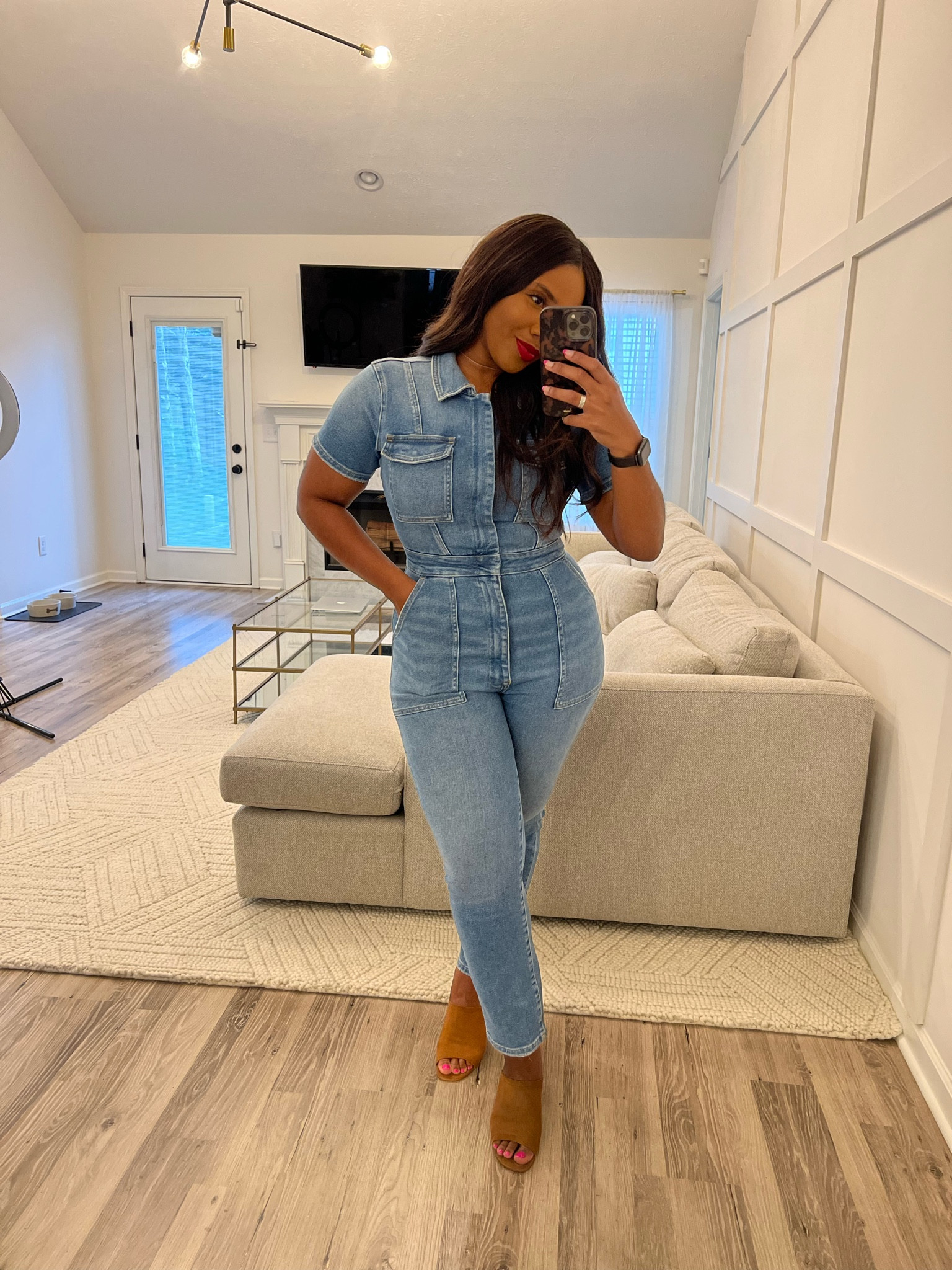 My favorite Good American jumpsuit and the entire website Good American website is 30% off. 

#LTKCyberWeek #LTKstyletip