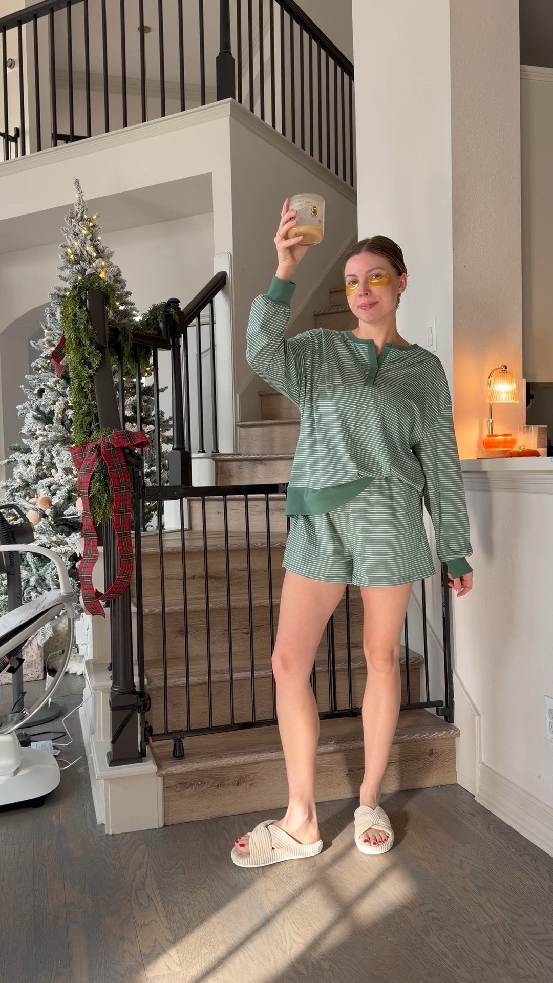 Cozy lounge set! Nursing friendly + stretchy shorts. Size M! 

#LTKmorningroutine #LTKmomlife #LTKootd