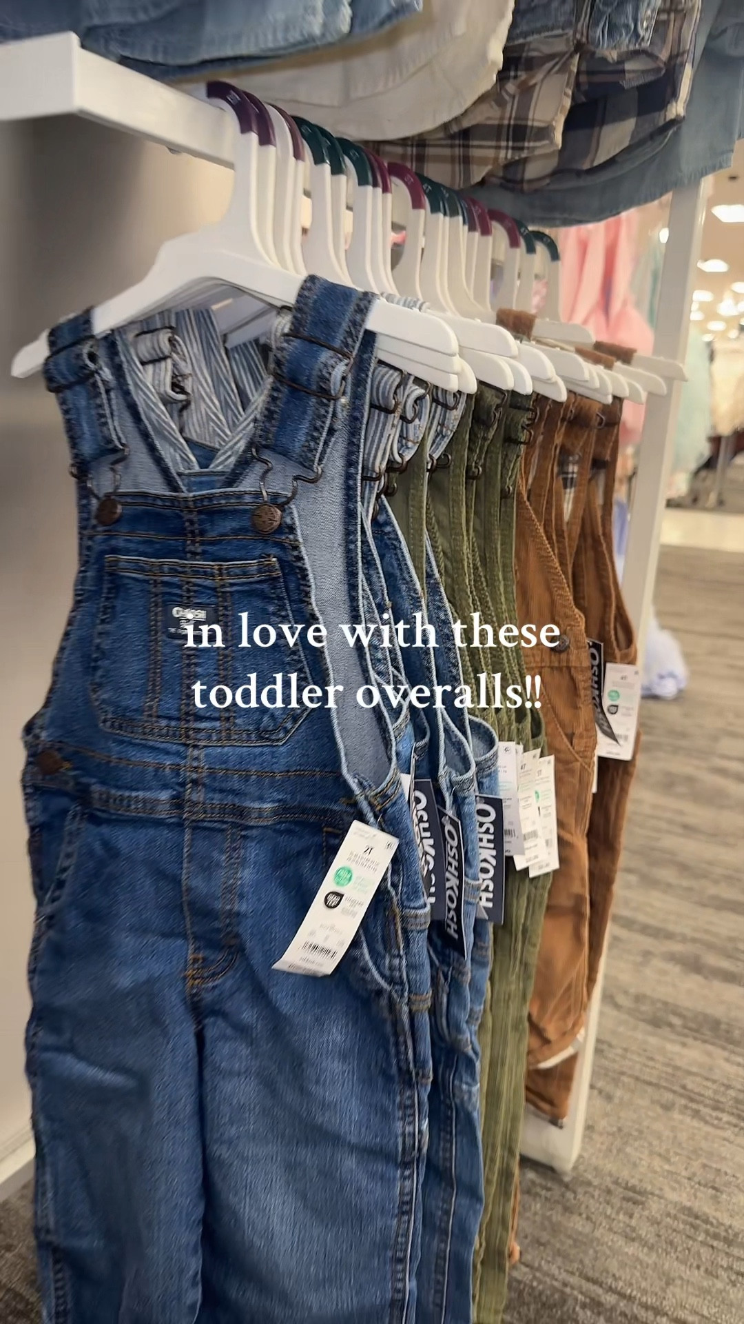 all the fall feels with these overalls 😍 #trendytoddler #toddlerfashion #toddleroutfits #toddlerstyle #toddlermom #kidsfashion #fashionista #toddleroutfitideas #boymom #girlmom #fallfashion #kidsfashion #toddlerfinds #toddlermom