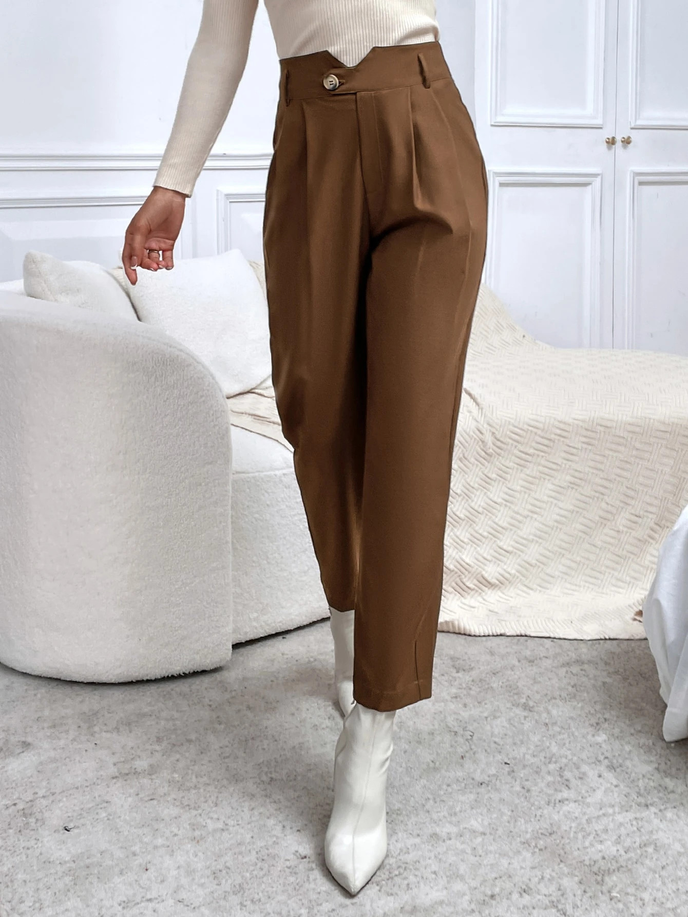 Notched Waist Fold Pleated Pants | SHEIN