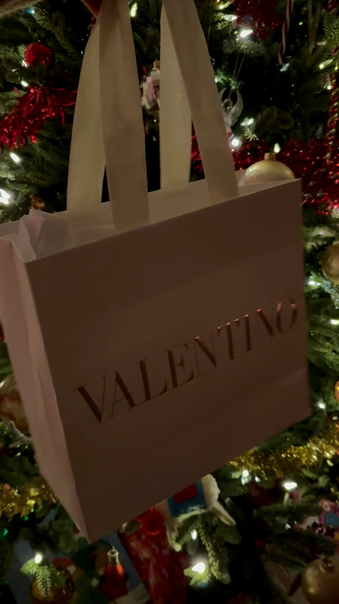 New signature scents unlocked 🤍✨ Valentino Born in Roma Donna & Uomo are giving luxury, confidence, and all-day vibes. Donna is warm, feminine, and unforgettable… while Uomo is bold, fresh, and so addictive. Together? A power duo. 🔥✨
Linking both because these make the perfect holiday gift for your partner (or yourself 😉).

Valentino Born in Roma, Valentino perfume, Born in Roma Donna, Born in Roma Uomo, luxury fragrance, date night scent, feminine fragrance, masculine fragrance, holiday gift ideas, perfume recommendations, signature scent, long lasting fragrance, fragrance duo, beauty must haves, LTK beauty favorites, perfume lovers, fragrance collection, scent of the day, high end fragrance, best perfumes, best colognes. Gift guide. Gifts for her.

#LTKHoliday #LTKGiftGuide #LTKBeauty