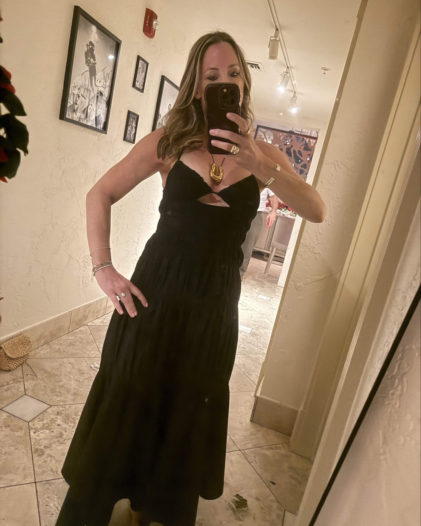 The dress that does everything.
Easy, flattering, and instantly polished, just add sandals and gold jewelry and you’re out the door. This is my go to for vacation nights, dinners, and summer events when I want effortless style without overthinking it. 🖤

#LTKStyle #LTKFinds #EffortlessStyle #VacationStyle #ChicAndEasy

#LTKTravel #LTKOver40 #LTKootd