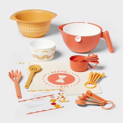 Kids' 23pc Pasta Dinnerware Set - Pillowfort™ | Target