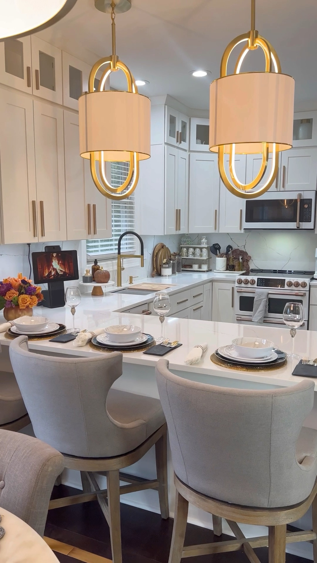 Sharing the details on my kitchen barstools and countertop tablet below ⬇️

#LTKHoliday #LTKSeasonal #LTKhome