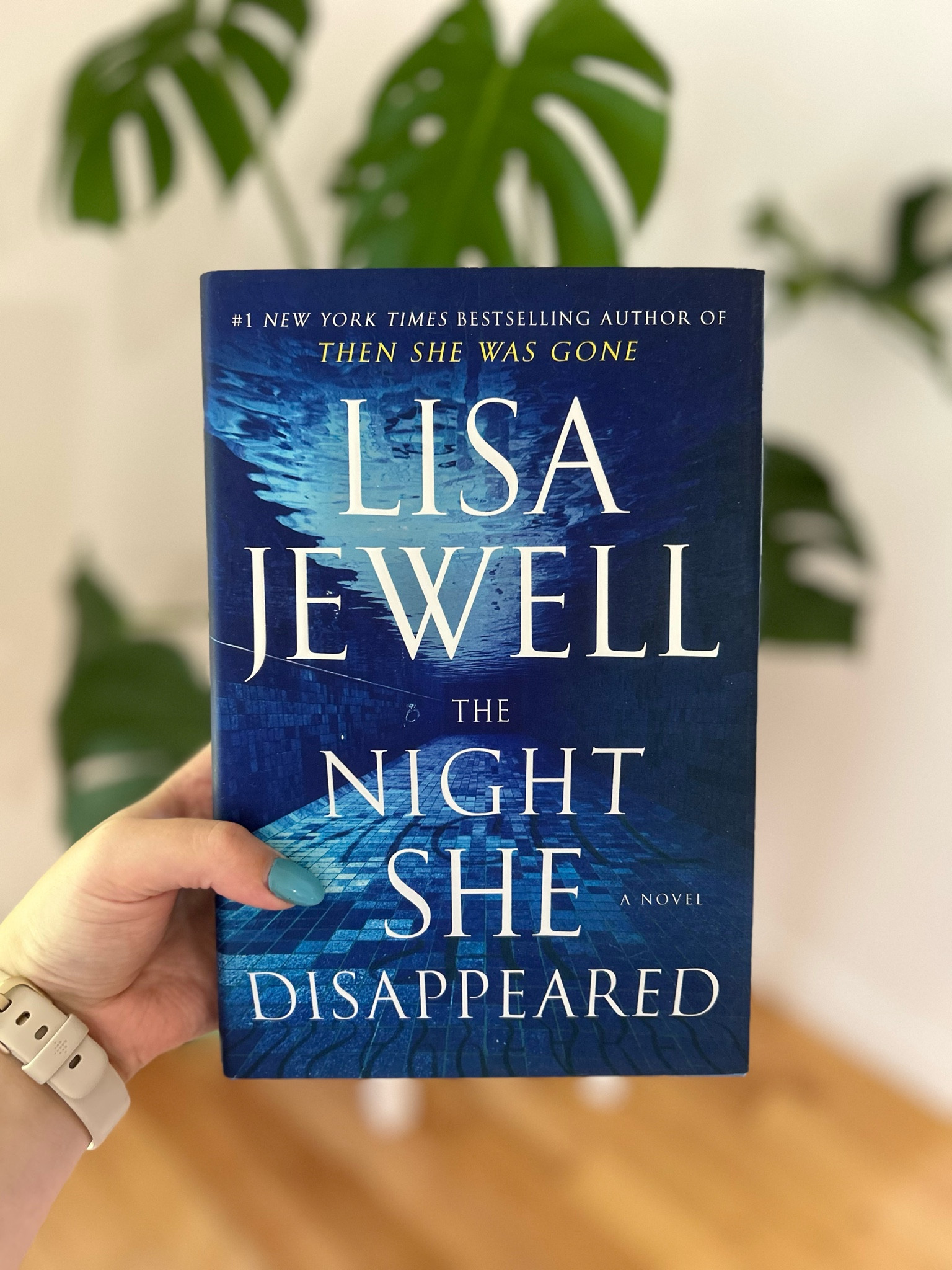 If you love books then check out these trending books great for the fall

Books, book, fiction books, booktok, book lover, novel, gift idea, gift guide, fall book, autumn book, mystery book, thriller book, halloween book, Lisa Jewellery, The Night She Disappeared 

#books 


#LTKautumn #LTKgiftguide #LTKfamily