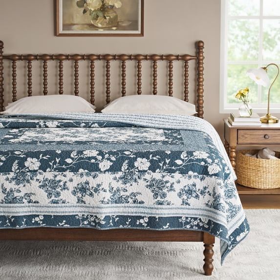 The Pioneer Woman Avery Cotton Patchwork Quilt, Full/Queen, Blue Dust Bedding | Walmart (US)