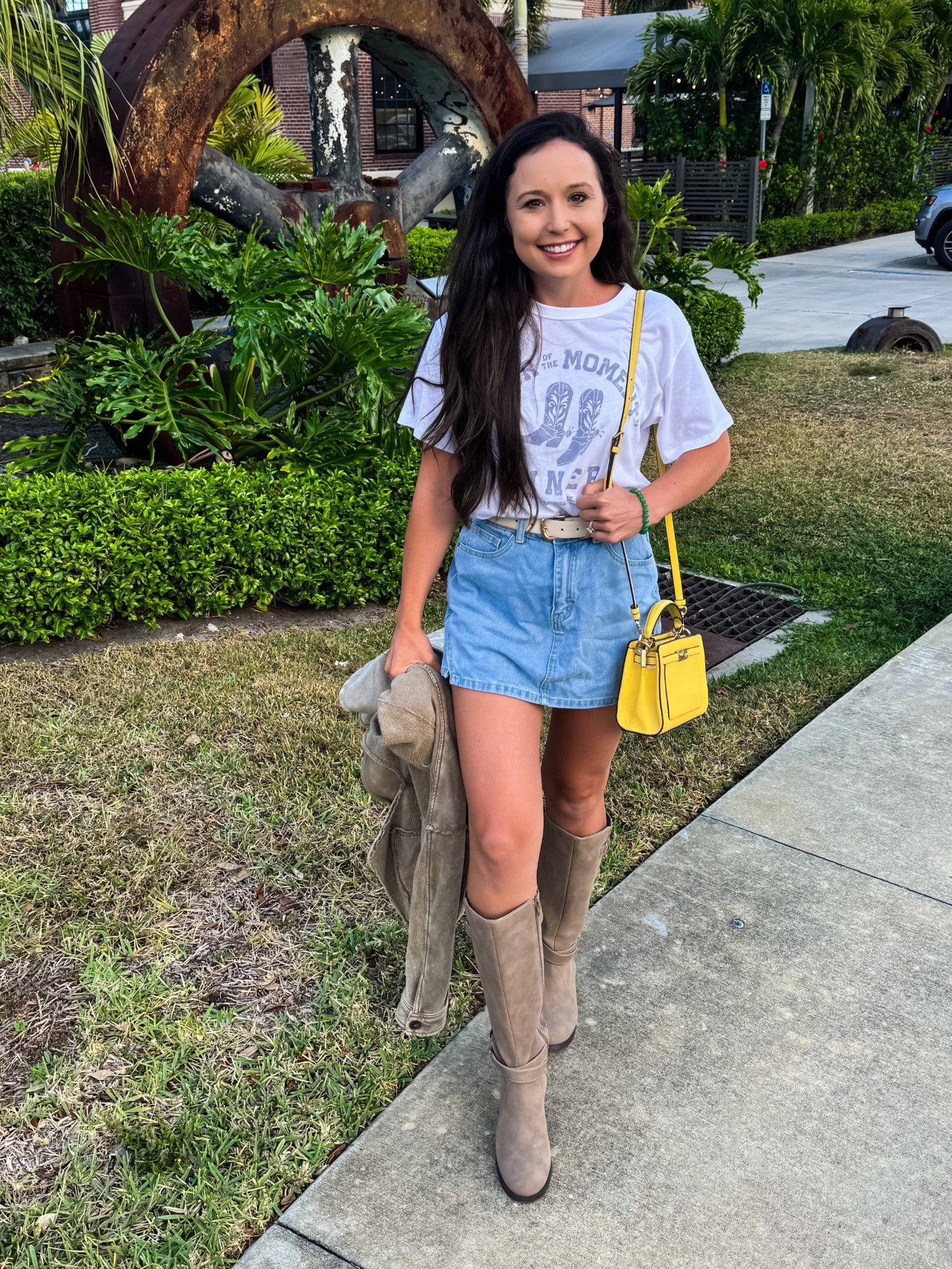 Casual outfit for a weekend activity 

#LTKStyleTip #LTKSeasonal #LTKFindsUnder50