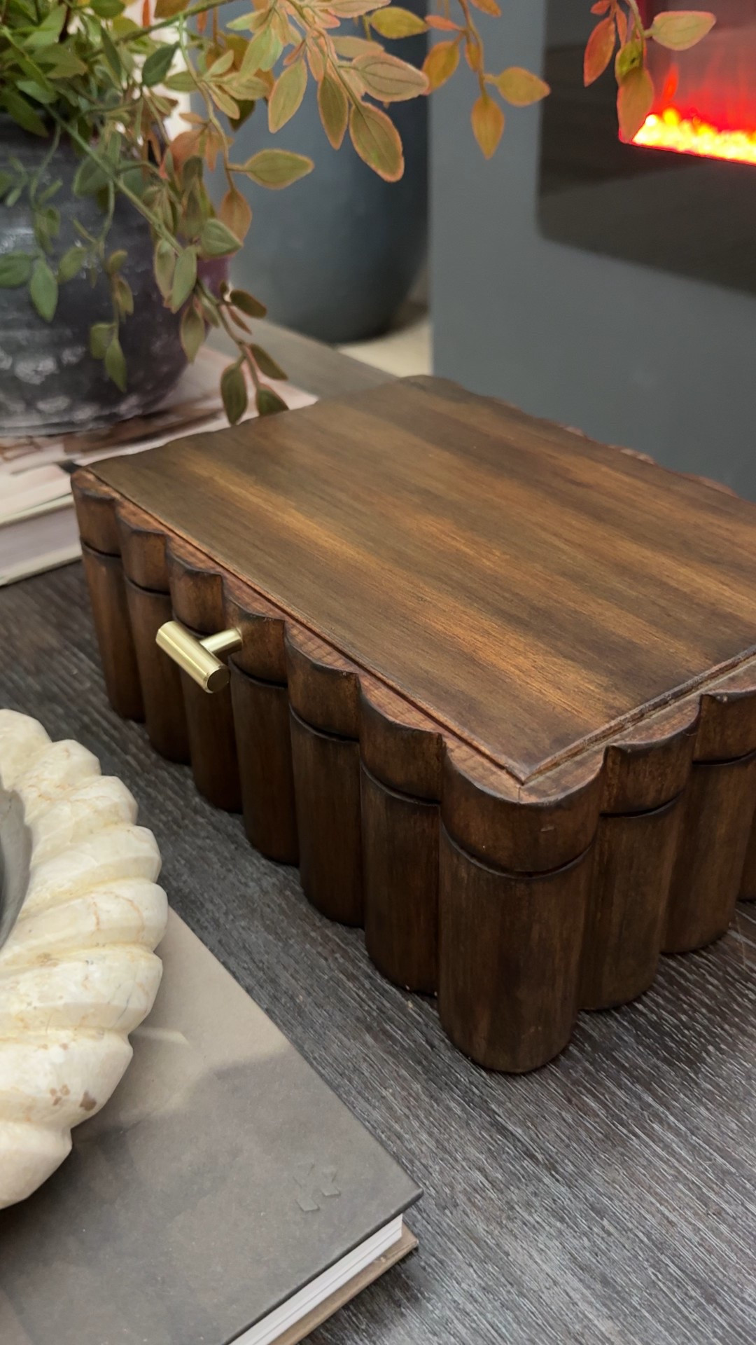 When I tell you that I ran to Walmart when i saw this beauty 😍😍😍 she is also so big and spacious! #homedecor #walmartfinds #organicmodern #modernhome #aesthetichome  

Cozy living, living room inspo, neutral home, cozy home, organic modern, organic modern home, aesthetic home, aesthetic decor, moody decor, earthy decor, cozy living room, Walmart finds, Walmart keepsake box, keepsake box, vintage finds 