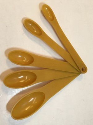 SET OF 5 TUPPERWARE GOLD MEASURING SPOONS 1/2 TBS TSPS-1/8,1/4, 1/2 AND TSP  | eBay | eBay US