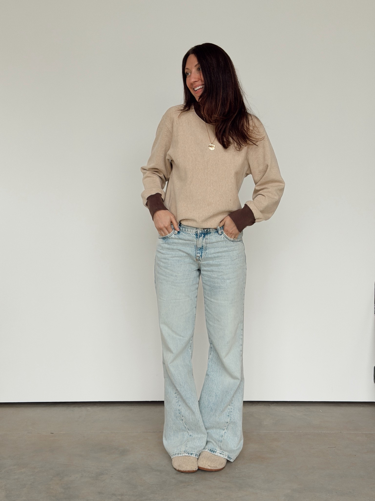 My outfit today :) comfy jeans and comfy pullover! 

#LTKootd #LTKgrwm