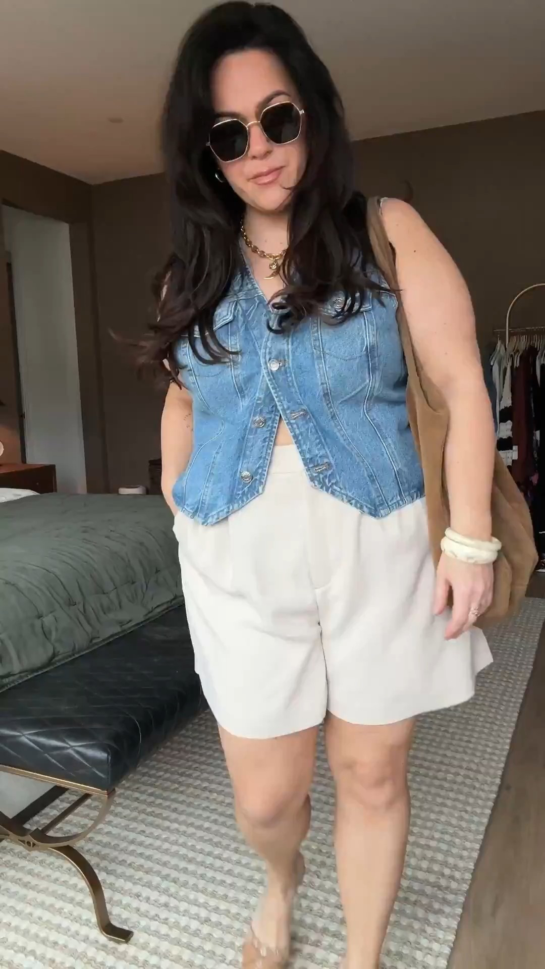 Love these midsize finds from @express! Working on adding what I am missing to my closet. #DressToExpress #ExpressPartner Size xl in this blouse Size 14 in these jeans- they do not have stretch size up one for more room

#LTKSeasonal #LTKStyleTip #LTKMidsize