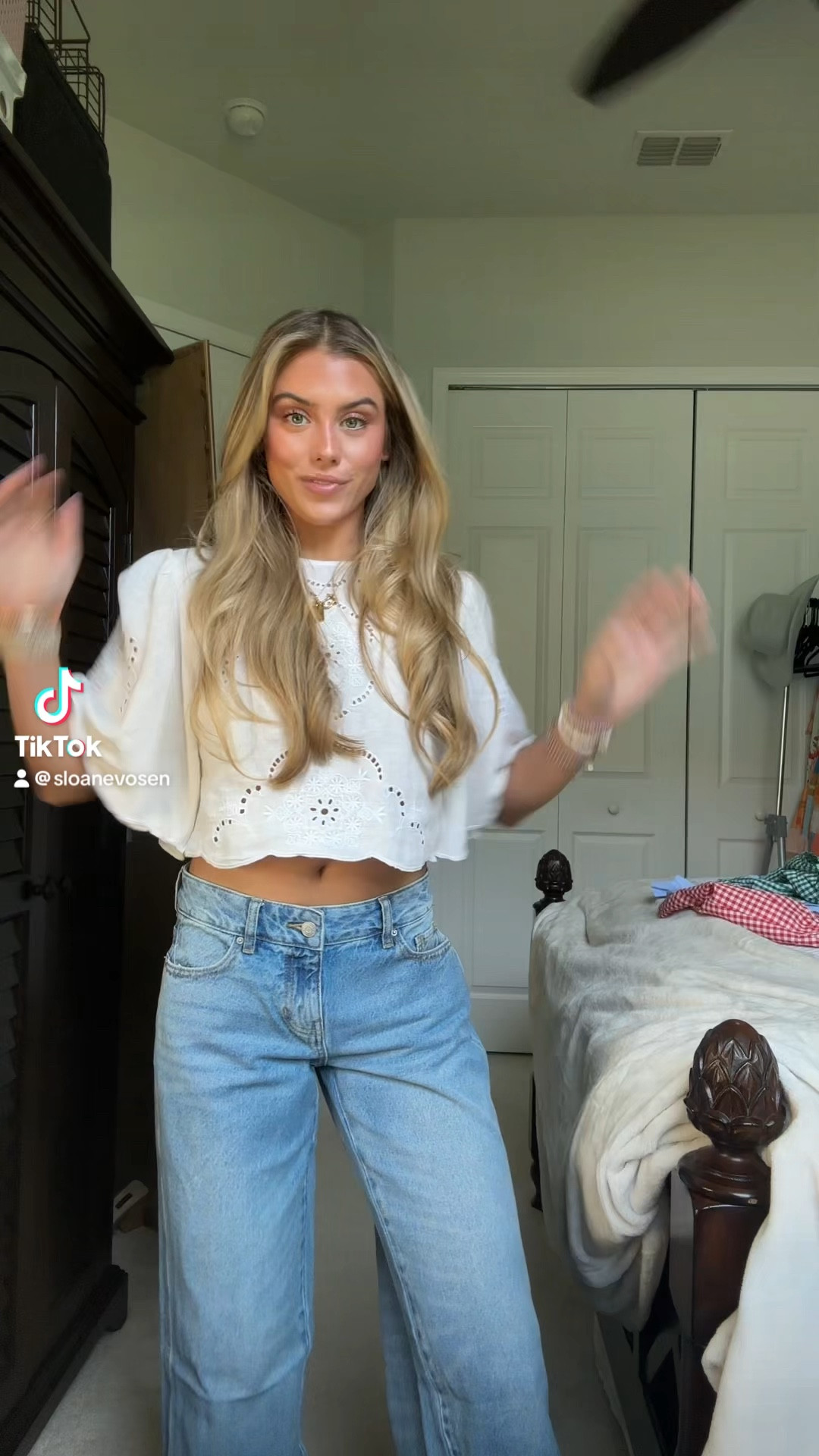 PacSun Medium Indigo Low Rise Baggy Jeans. Low rise jeans. Low rise denim. #pacsun #pacsunjeans #pacsundenim #denimjeans #tiktokshop #ttsacl #starfashion #pacsunhaul #pacsunfinds #90sfitjean #straightlegjeans #straightlegjean #straightlegdenim #denimtryon #jeanstryon #highrisejeans #stretchjeans #dadjeans

#LTKSaleAlert #LTKVideo #LTKFindsUnder100