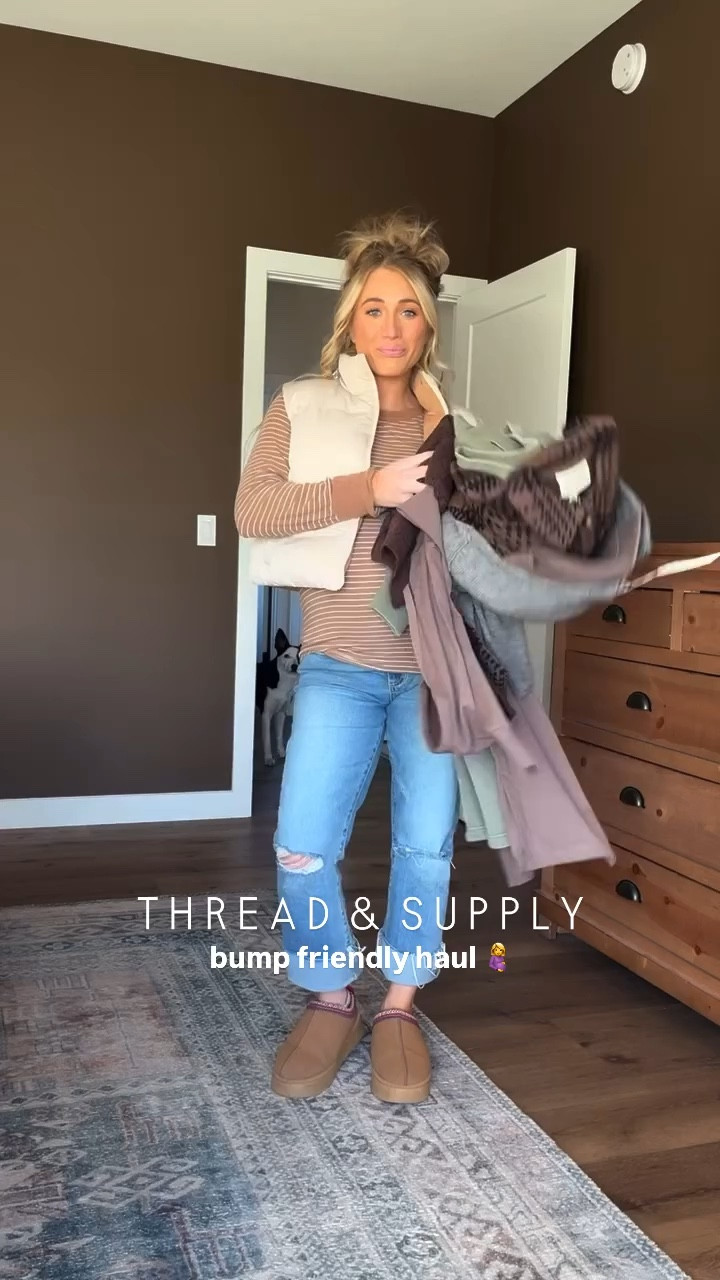 You know it, I know it, @threadandsupply has the softest & highest quality pieces! I live in their stuff on the daily and these matching sets will in fact be getting me through the rest of this pregnancy 😂🤰😭

I am going to 🔗🔗 all these in my stories for you gals 🤍

#westernfashion #fashion #amazonfashion #easystyle #cowgirlstyle #pregnantfashion #bumpfriendly #twinmom #twinpregnancy #amazonfashion #amazon #freepeopleinspired #freepeople #amazonoutfits #amazonfashion #affordablestyle #easystyle #momstyle #momfashion #momoutfits 
western style // cowgirl ootd // grwm // easy fashion // my style // casual outfits // outfit ideas // Amazon fashion // day in my life