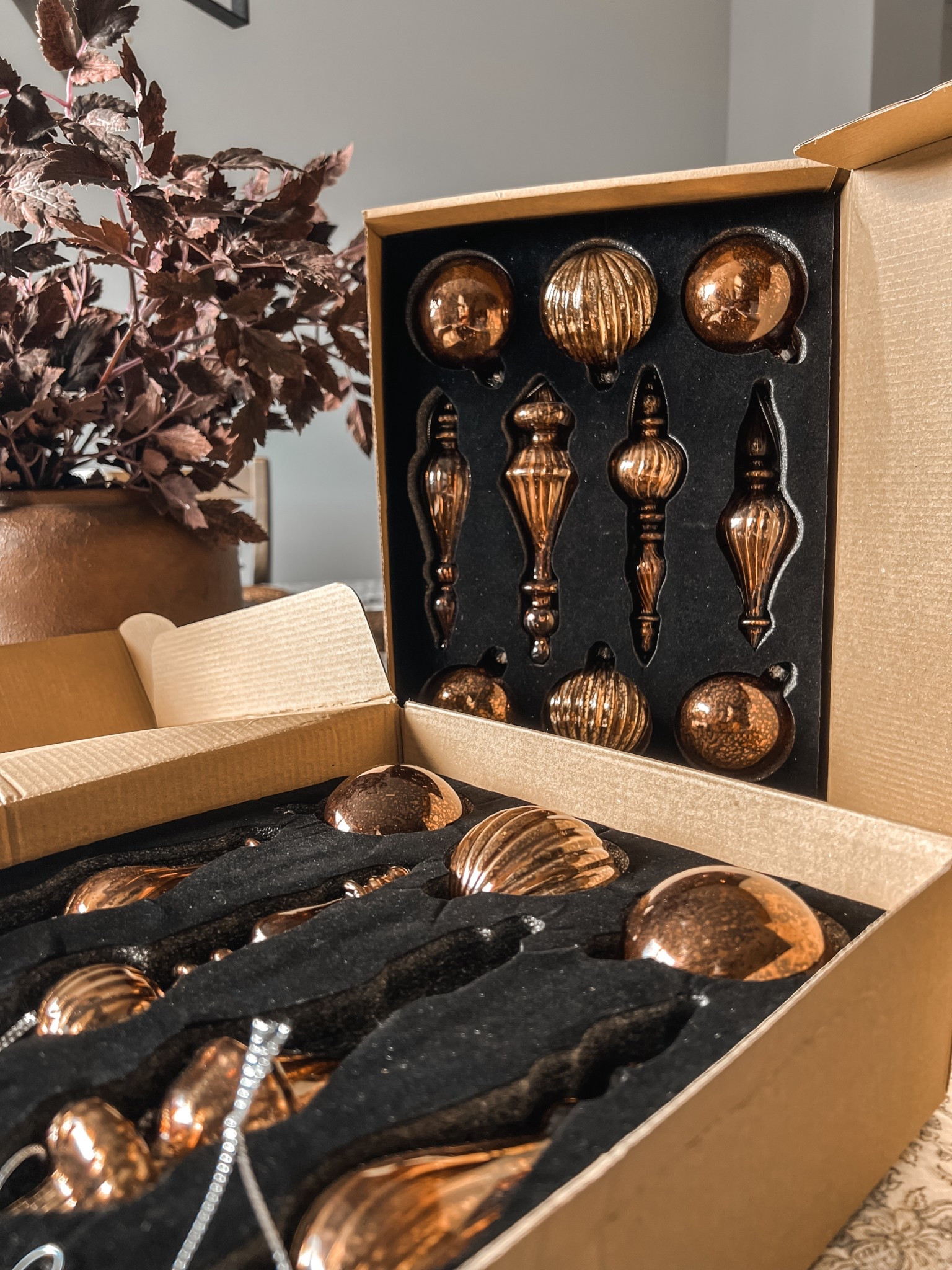 These gorgeous ornaments will have everyone thinking you dropped some $$$✨

Christmas Decor | Holiday Decor | Christmas Tree | Amazon Finds | Look For Less

#LTKHome #LTKHoliday