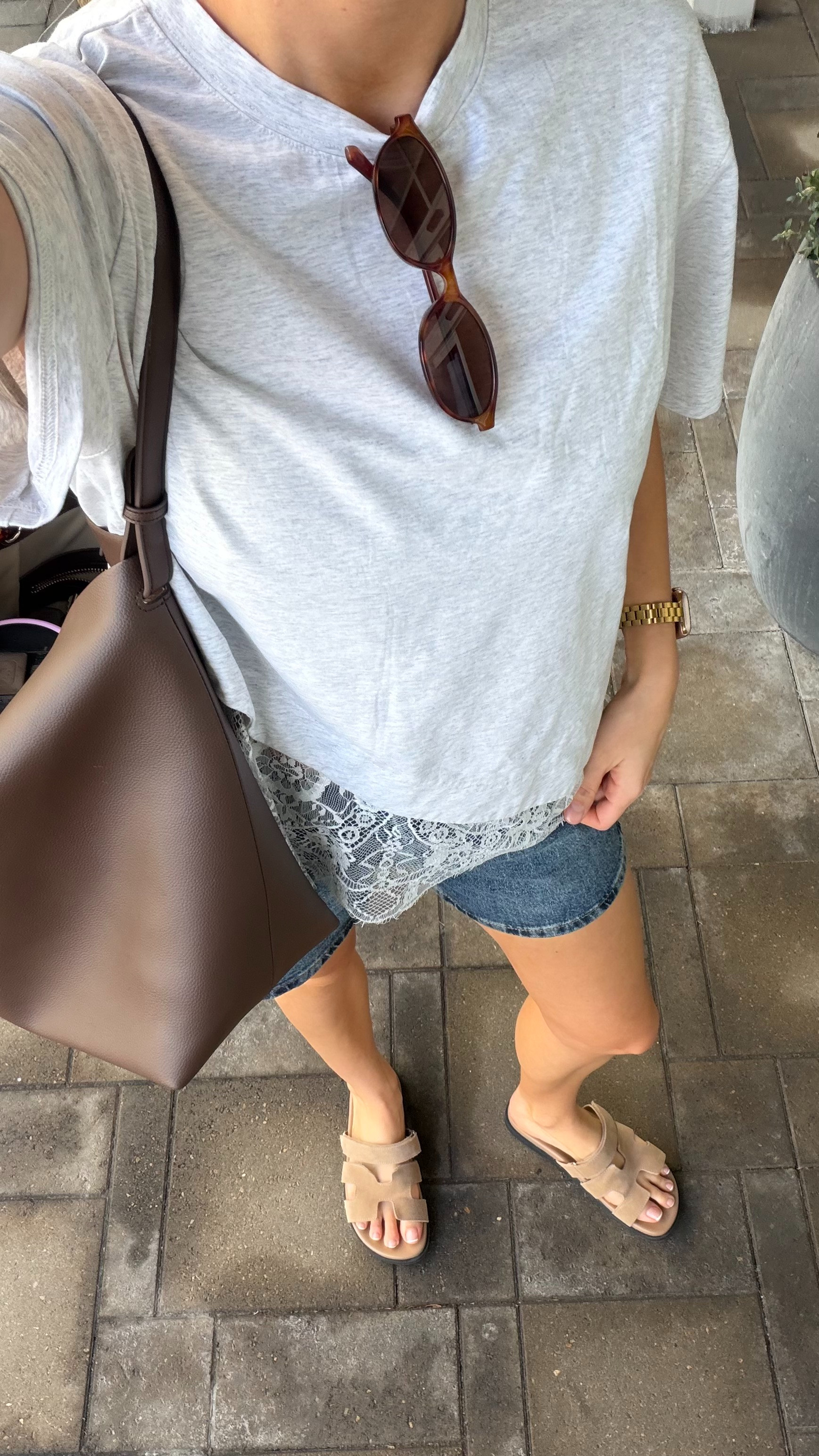 Casual mom ootd | Wearing size small in lace tee + 4 in shorts but should have done 2!  

 