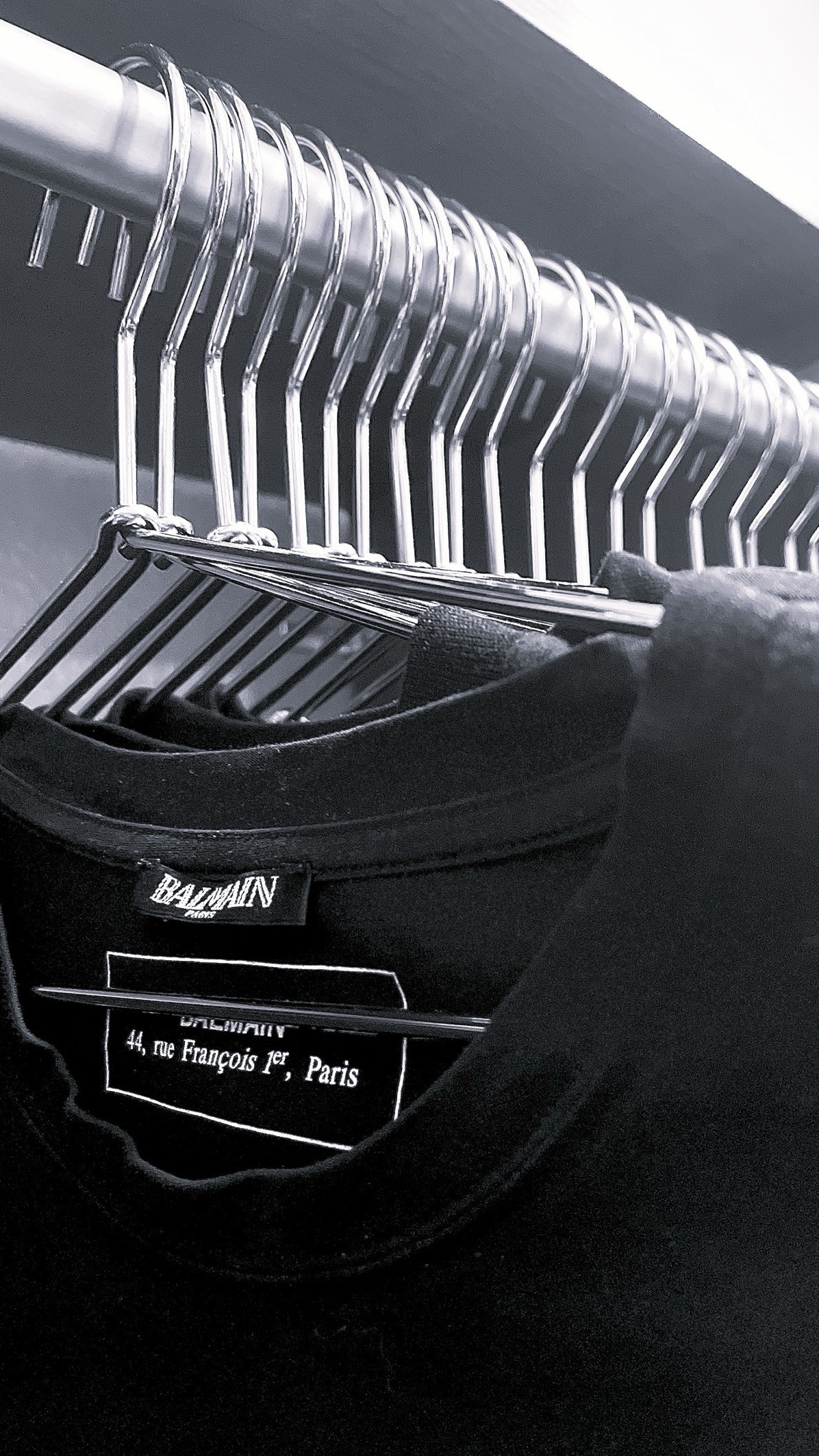 10/10 Recommend These Heavy Duty Metal Hangers For Closet Organization 

#LTKMens #LTKHome