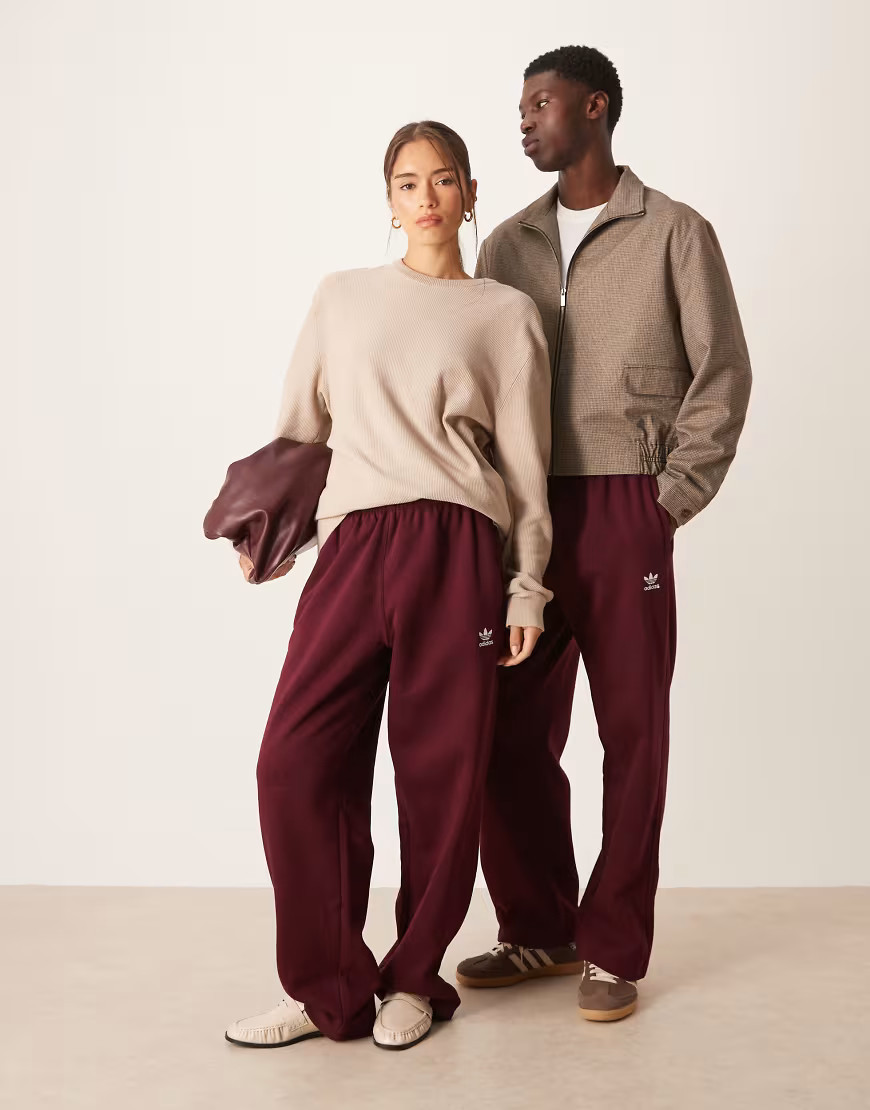 adidas Originals essential open hem joggers in burgundy-Red | ASOS (Global)
