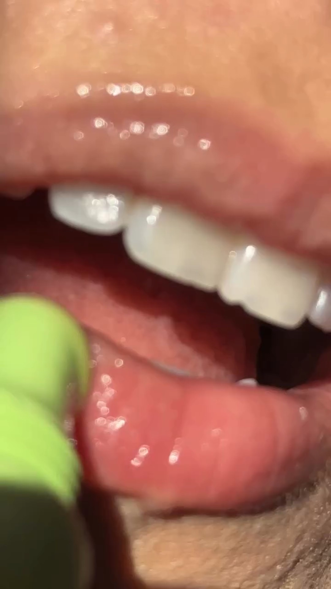 Pistachio gloss for hydrating & plumping lips 🫦

My favorites together @tachepistachiomilk x @iotabody powered by pistachio butter, ceramides, peptides & hyaluronic acid for ultra-nourished lips 💚