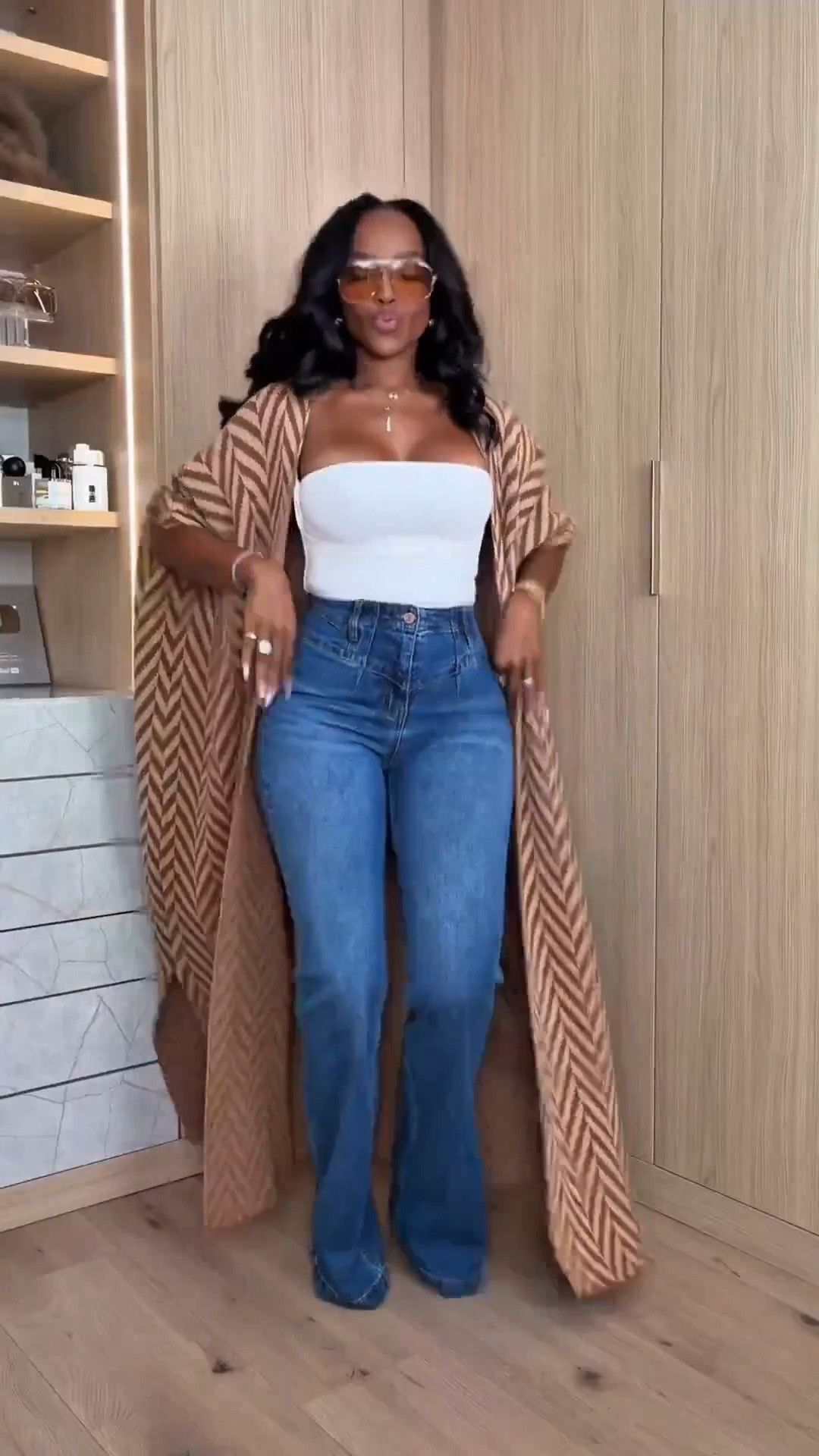 COOL MOM ENERGY. 🤎

This is the kind of outfit that makes school drop-off, brunch, errands or a casual lunch feel like a whole look without trying too hard. Good denim + a simple top + one statement layer = the easiest cool-mom formula.

cool mom outfit, chic mom style, elevated casual outfit, denim outfit ideas, fall layering outfit, effortless everyday style, petite mom outfit, casual brunch outfit, statement cardigan, mom fashion

Scroll to shop! ✨ Everything from this look is linked below. 👇🏽

Wearing: Size Small | 5’4” | 140 lbs

📲 Download the FREE LTK app & follow me (@kirasfashionfinds) to shop all my daily finds.

#LTKPetite #LTKootd #LTKStyleTip