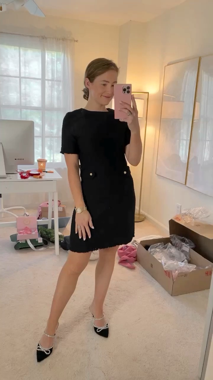 This H&M dress is timeless! Would be great for a formal dinner or work meeting. 

#LTKbeauty #LTKSeasonal #LTKHoliday