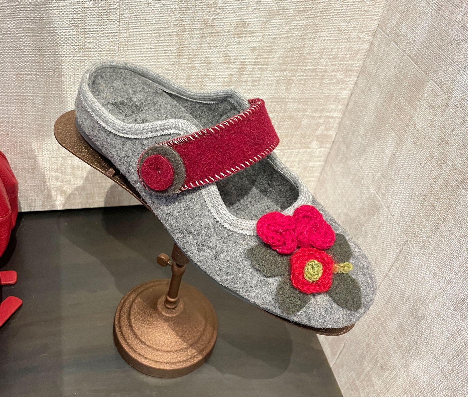 #blossomslipper #houseshoes #slippers #comfort #weekend #lounge #felt #classic #cottage #soft #slipons #floralslippers 

#LTKFind #LTKstyletip #LTKshoecrush