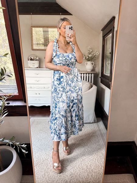 Blue and white midi dress, would work for maternity since the Hugh waist is elastic 
Wedding guest dress
Summer dress


#LTKStyleTip