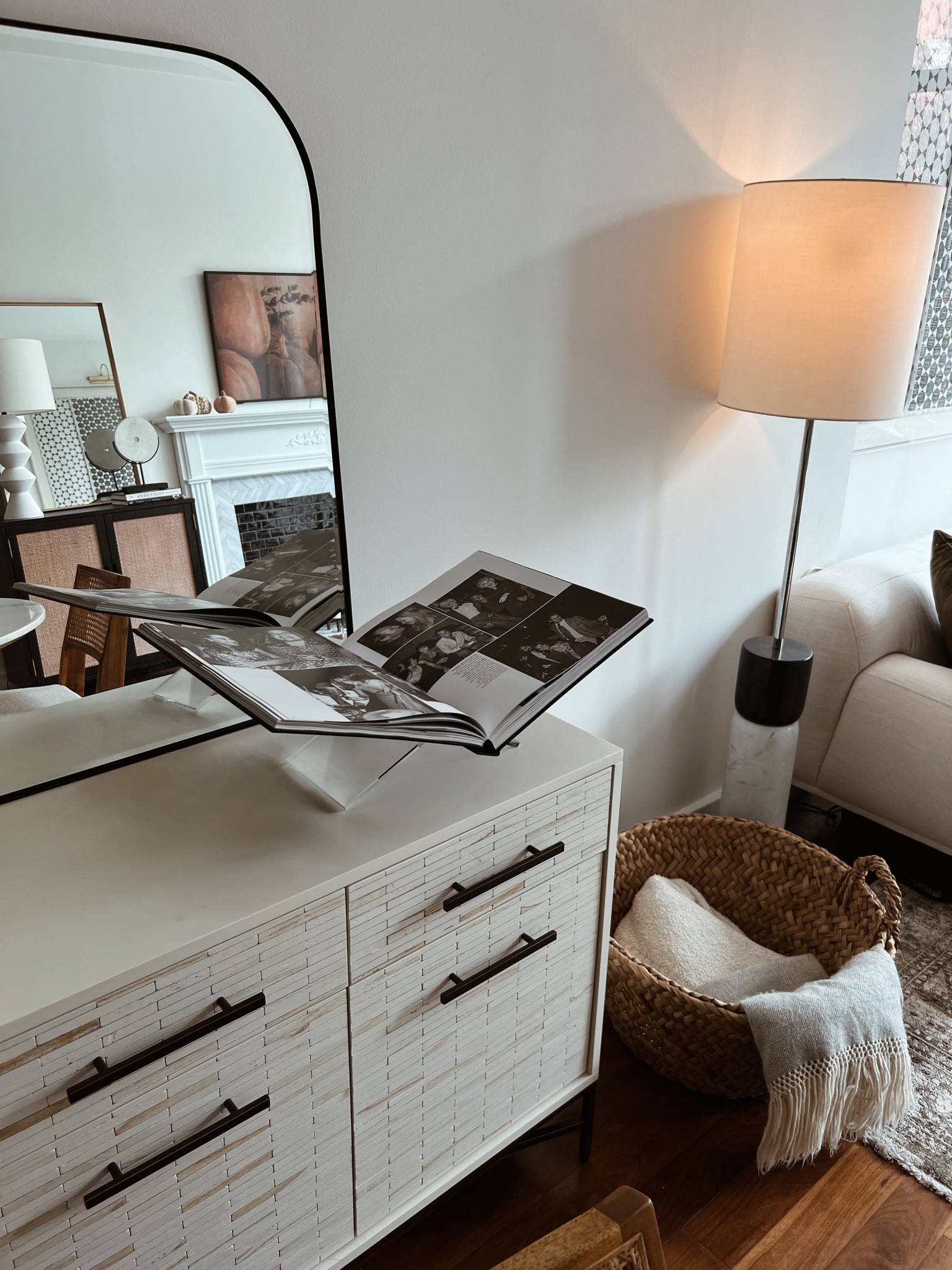 Acrylic coffee table book stand from Amazon, the perfect way to display your favorite coffee table books￼

#LTKunder50 #LTKhome