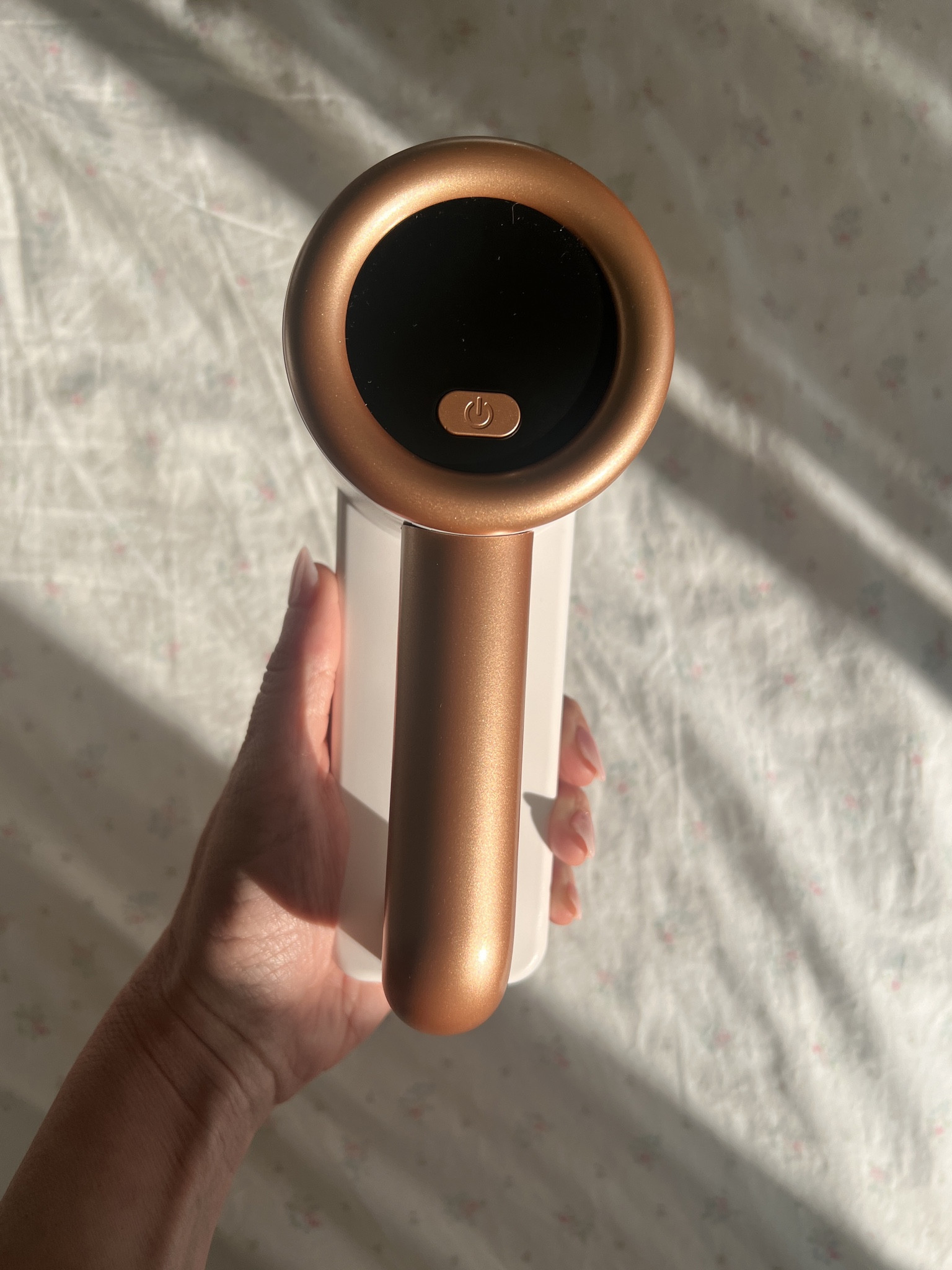 This cute little rechargeable lint remover picks up all those funky pilling balls with such ease. I LOVE using it on my leggings!! It has three speed settings and comes with three additional blades (four total), a tiny cleaning brush, and one USB charging cord. This is a must-have!



#LTKhome #LTKfindsunder50
