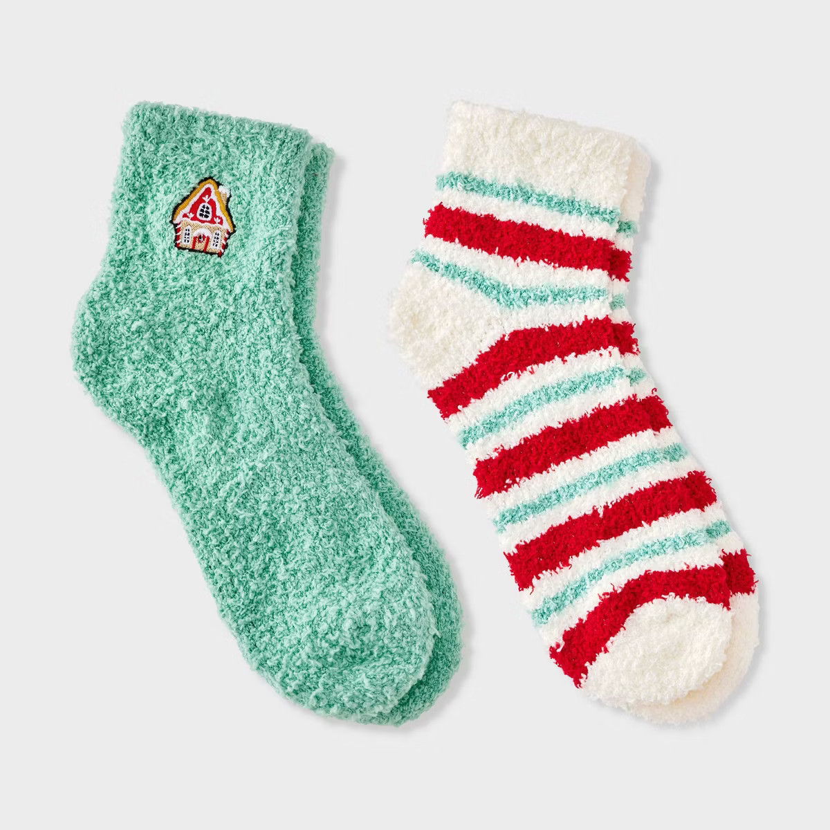 Women's Embroidered Gingerbread House Christmas 2pk Cozy Ankle Socks - Green/Ivory/Red 4-10 | Target