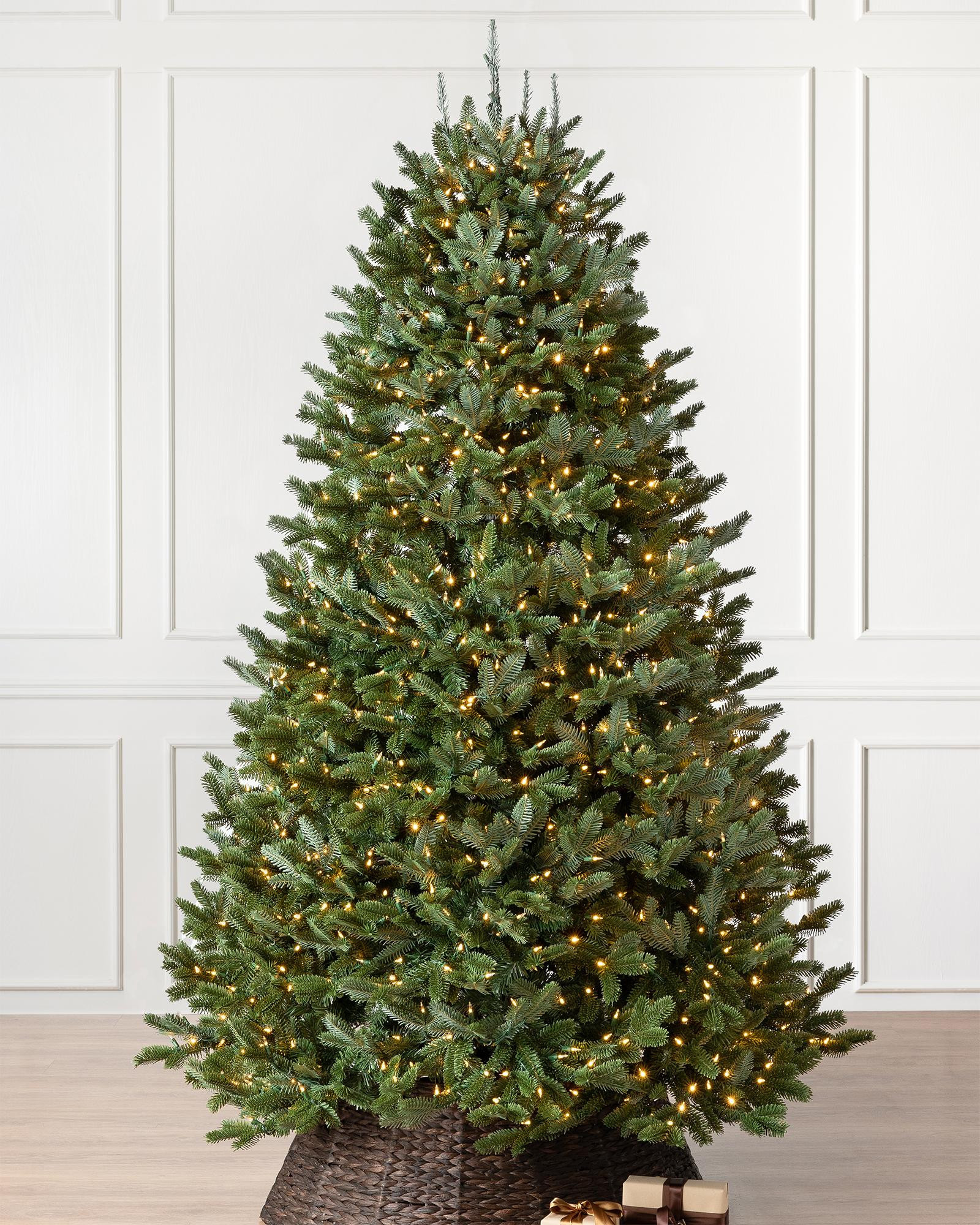 Balsam Hill � Pre-Lit Fraser Fir Tree | Serena and Lily