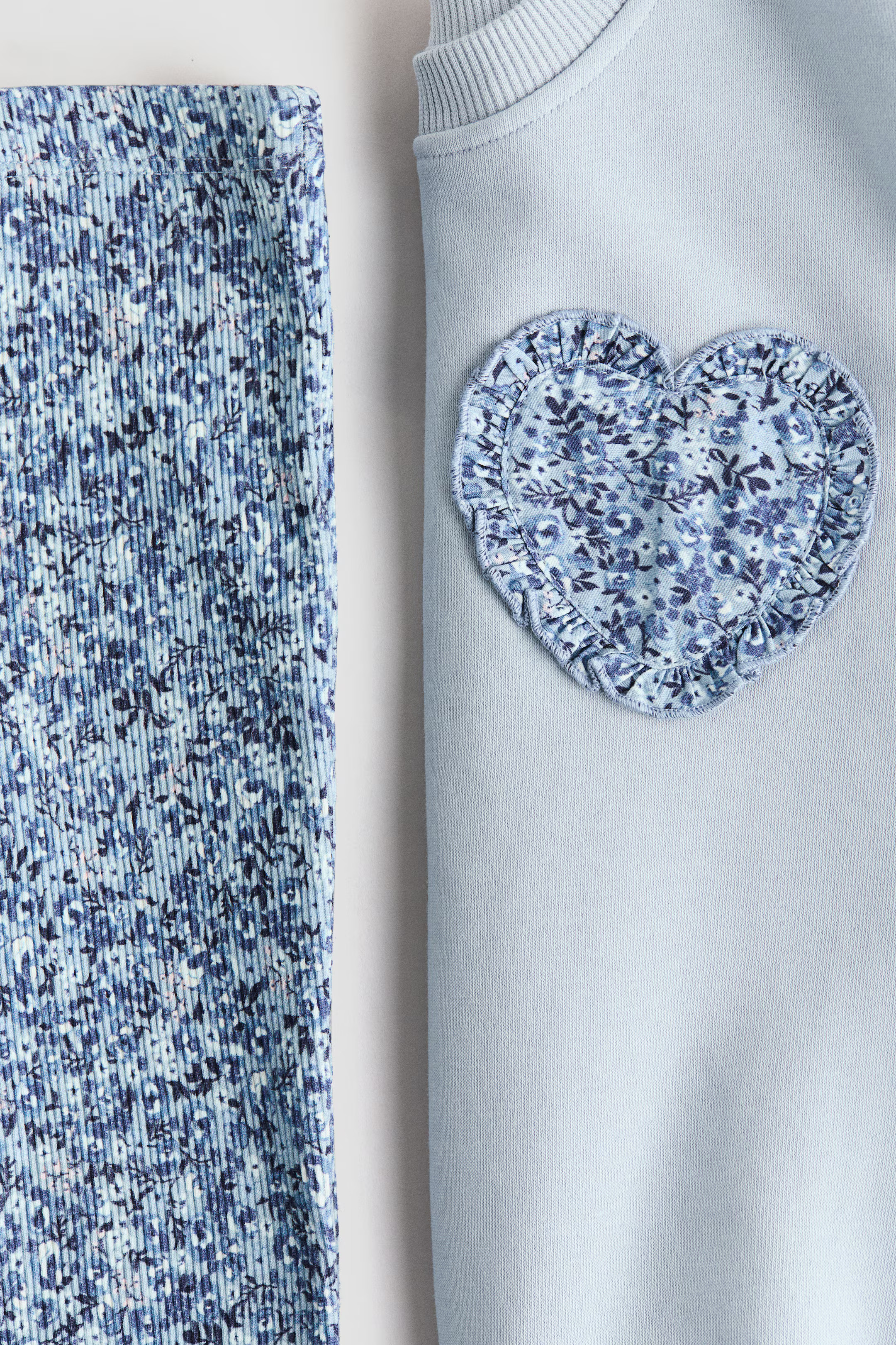 2-Piece Sweatshirt and Leggings Set | H&M (US + CA)