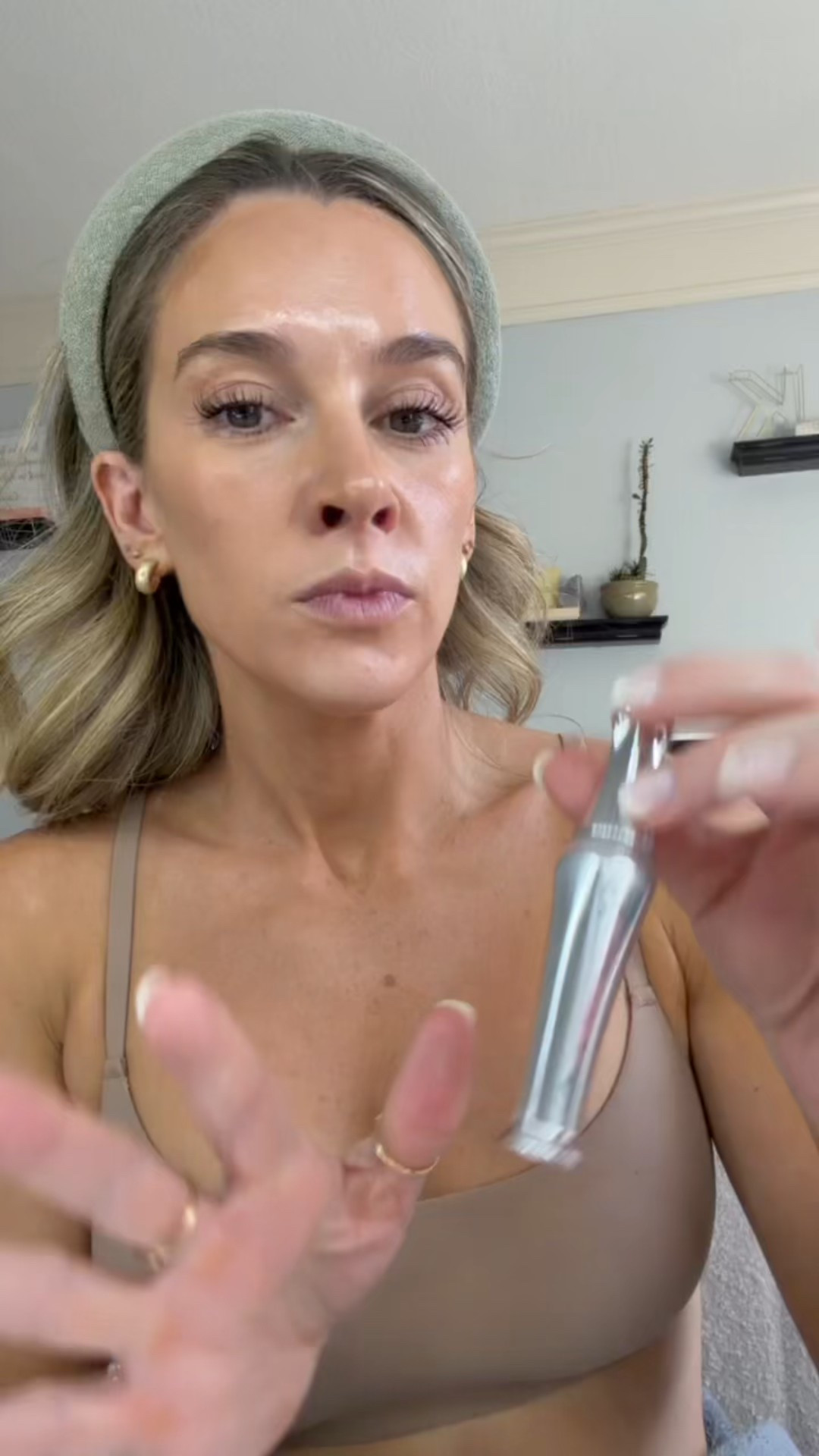 The perfect eyebrow gel!!

Makeup, eyebrows, eyebrow gel, Benefit Cosmetics, Benefit eyebrow gel, eyebrow product, makeup products, brow setter, 24-hour brow setter

#LTKSeasonal #LTKBeauty #LTKFindsUnder50