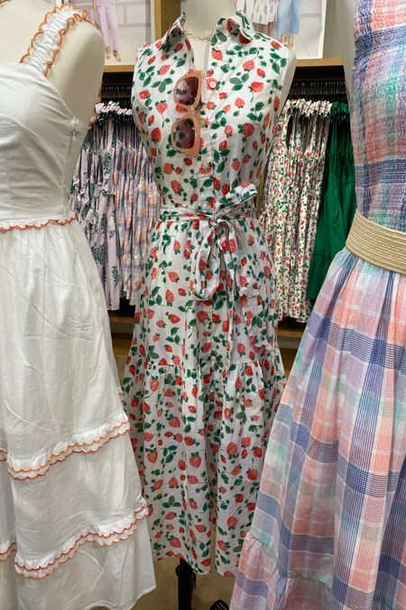 Spring dress. Summer dress. Vacation dress. Classic Preppy style with fun print. 

#LTKsalealert #LTKfindsunder50 #LTKover40