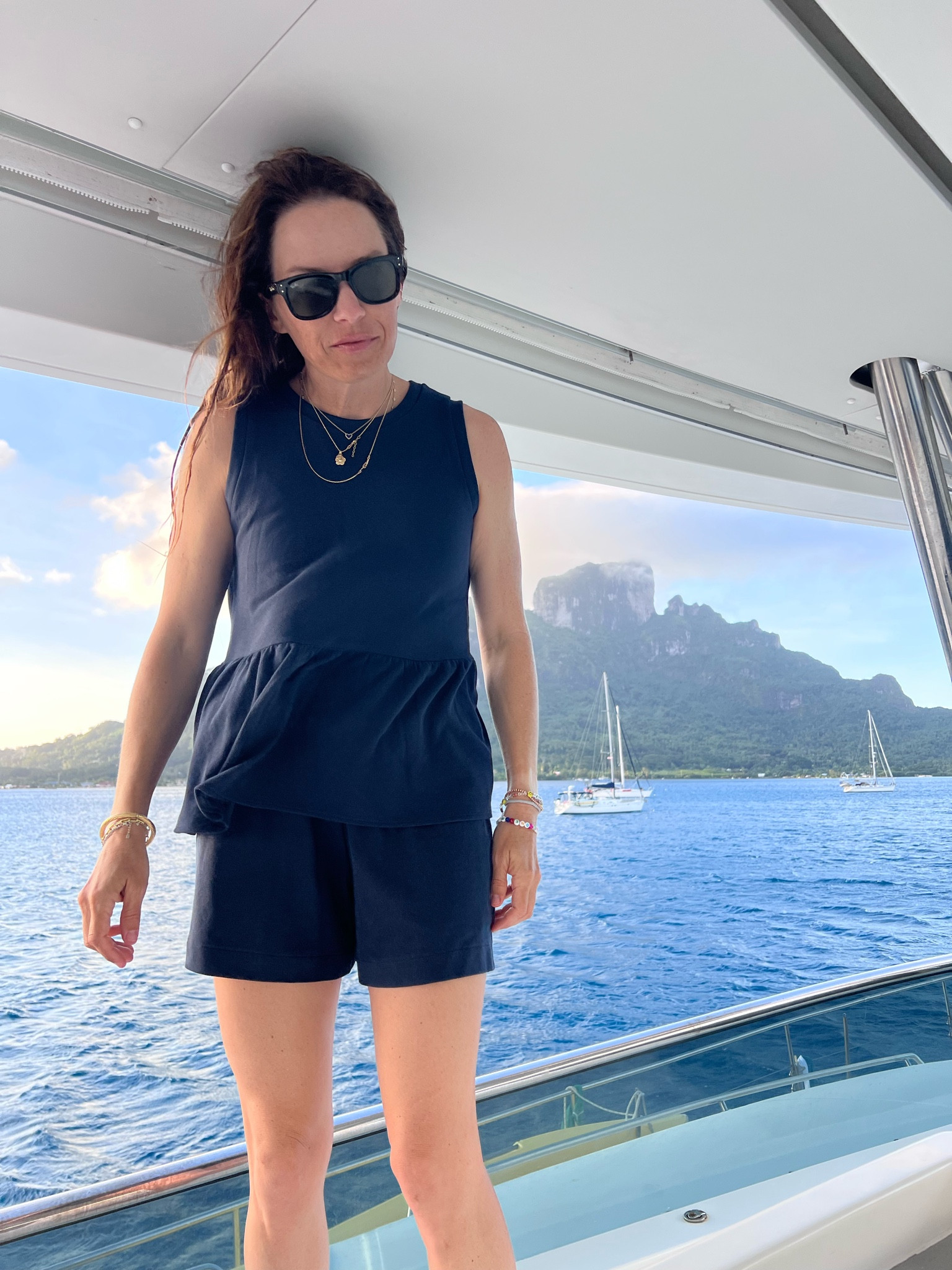 Matching set, navy set, travel set, work outfi, navy is the new black

#LTKootd #LTKTravel #LTKOver40