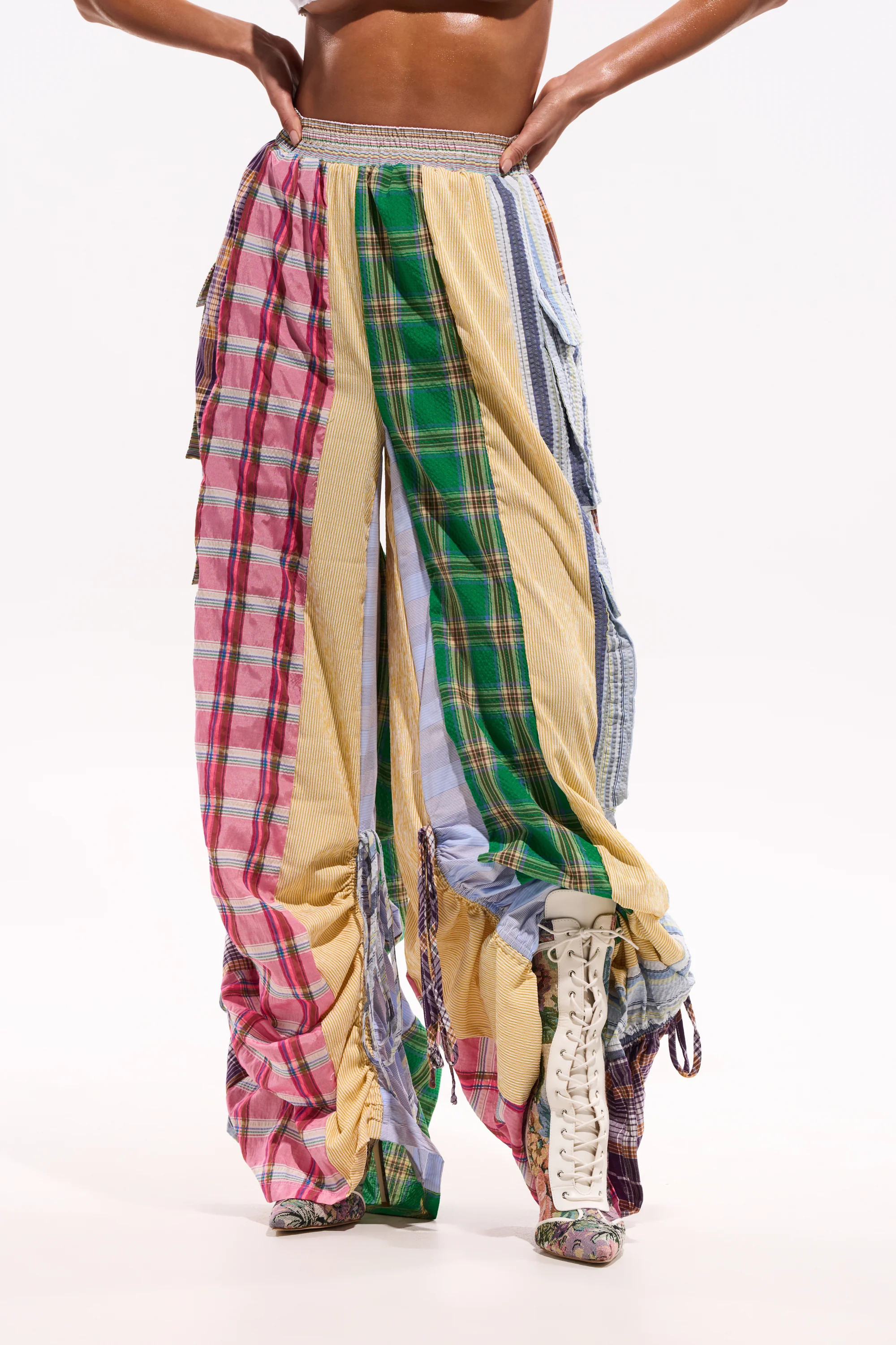 MIXED PLAIDS JOGGER | AKIRA